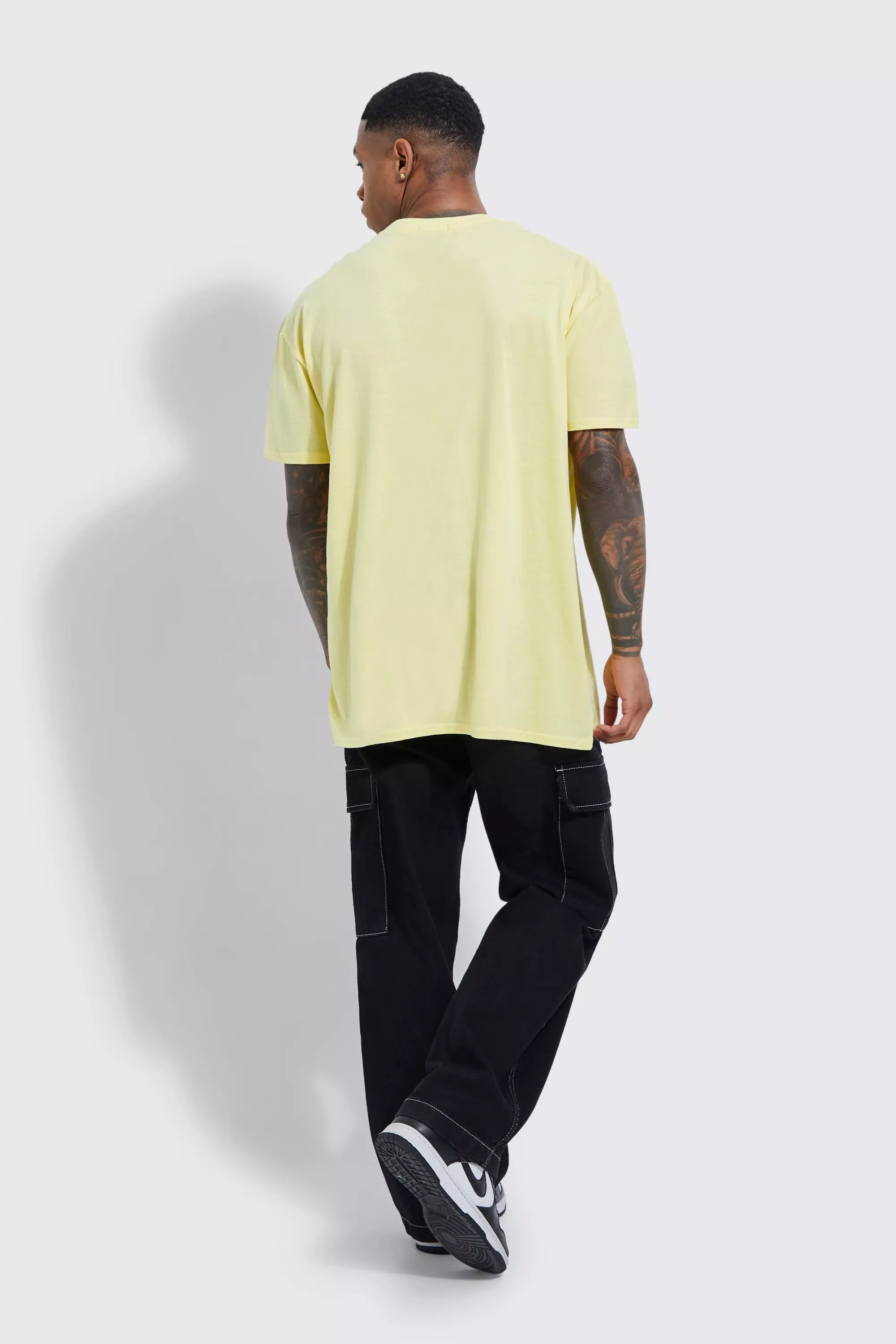 Yellow Oversized Medellin City Graphic T-shirt alternative image