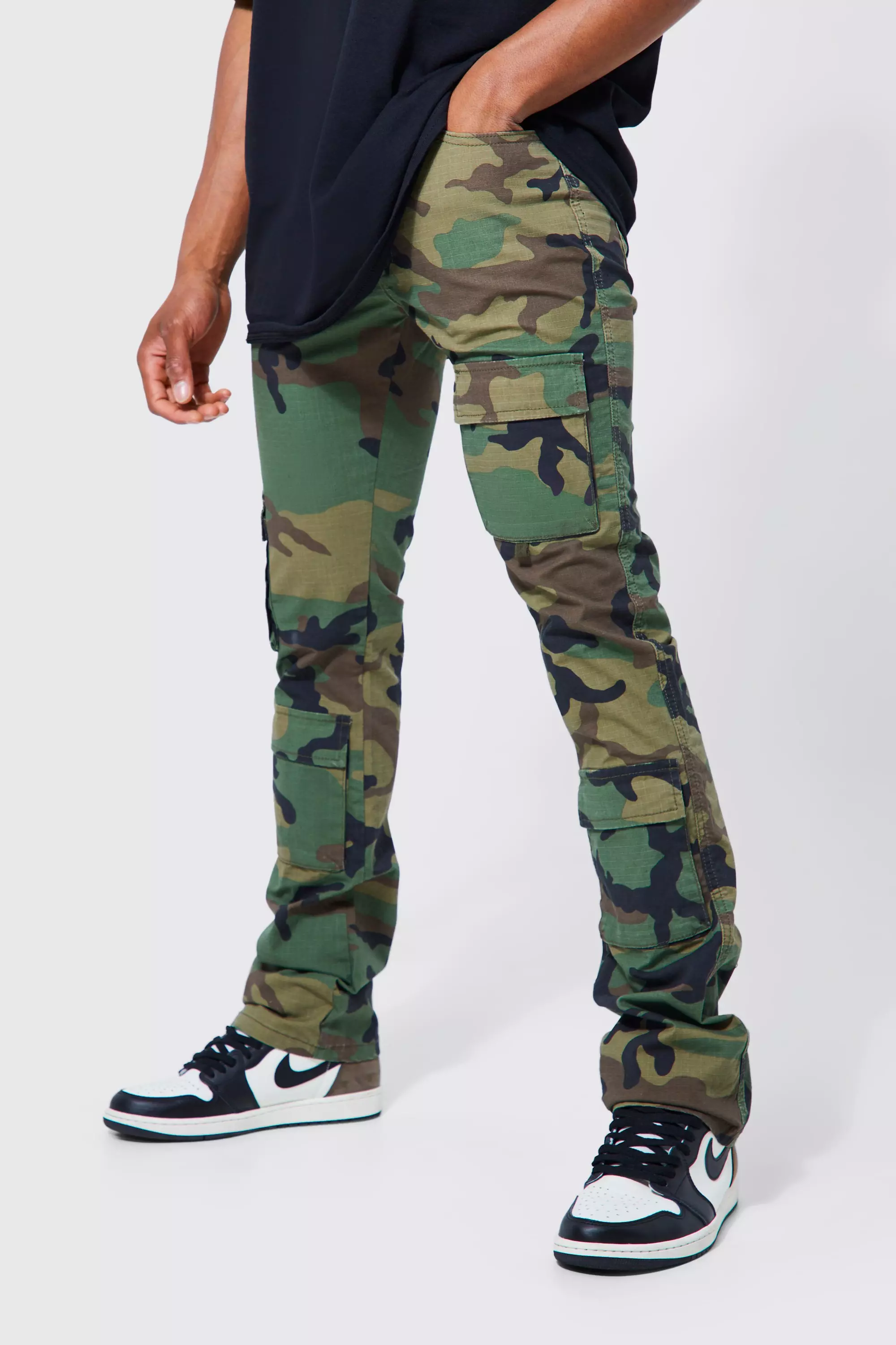 Fixed Waist Skinny Stacked Camo Cargo Pants Khaki