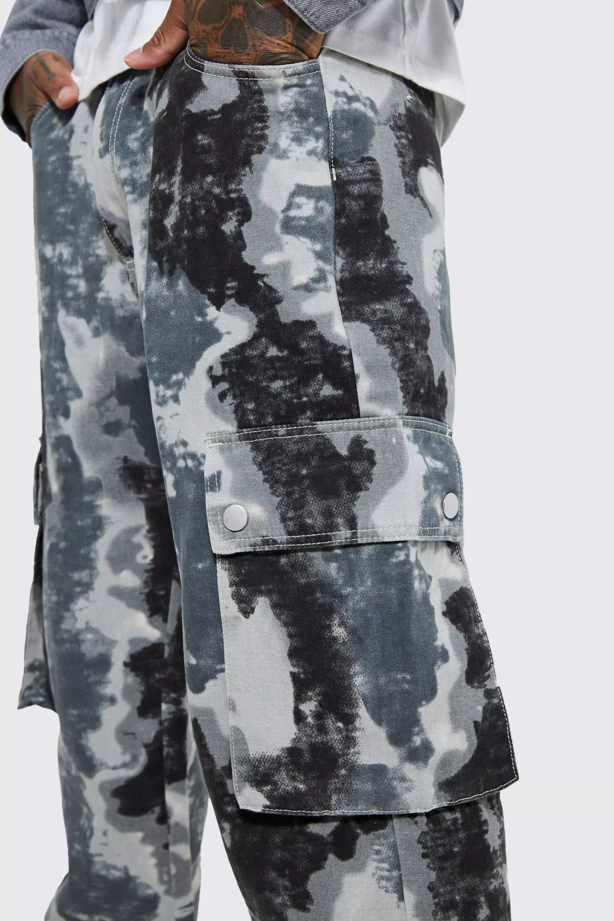 Black Fixed Relaxed Camo Cargo Popper Hem Trouser alternative image