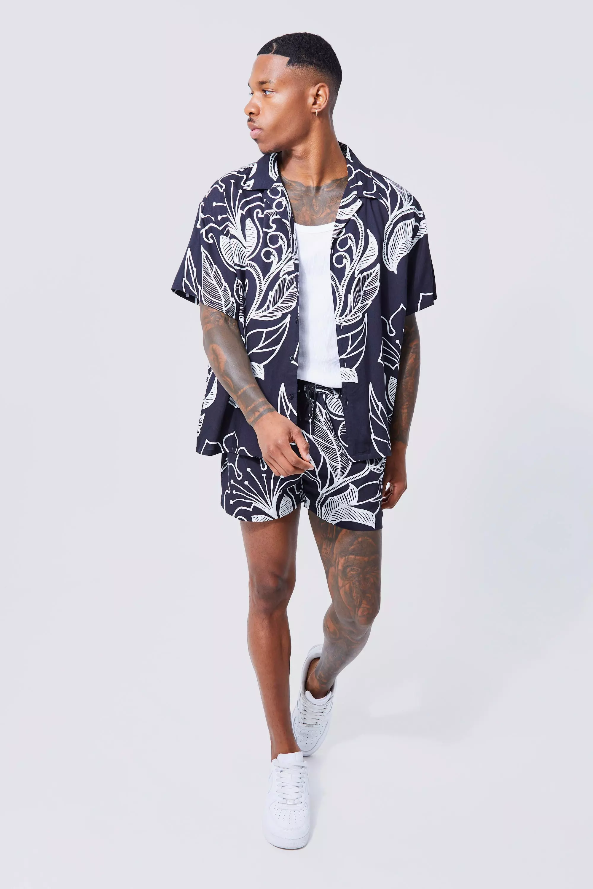 boohooMAN Short Sleeve Floral Muscle Bird Shirt - Men's Printed Shirts