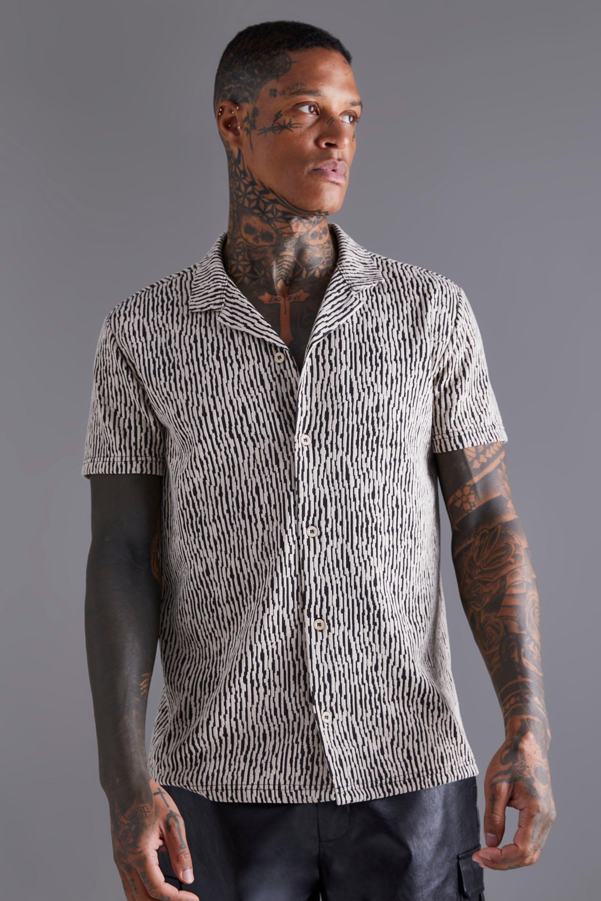 boohooMAN Men's Short Sleeve Revere Textured Shirt