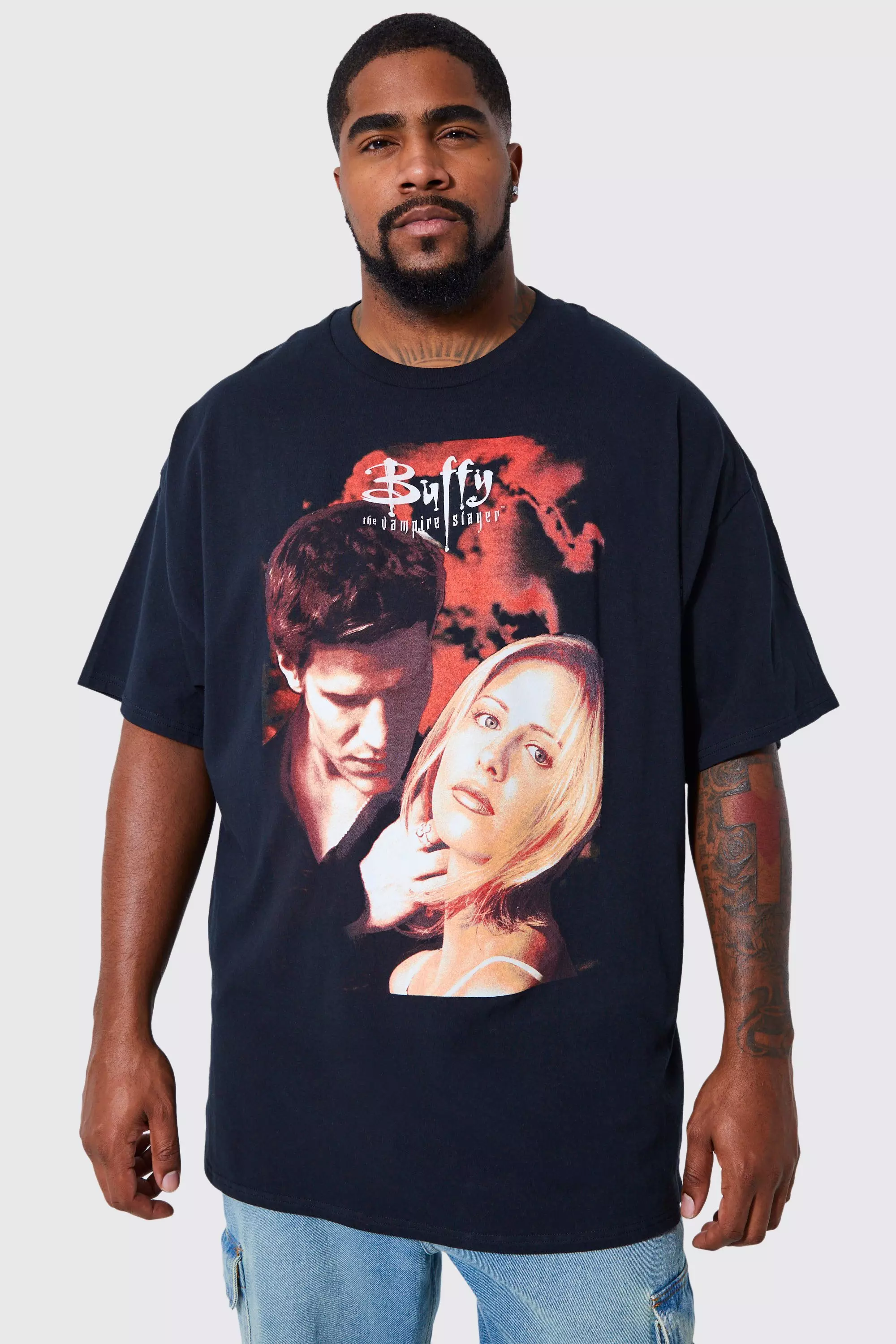 Plus T-Shirt mit lizenziertem Buffy-Print, Black alternatives Bild