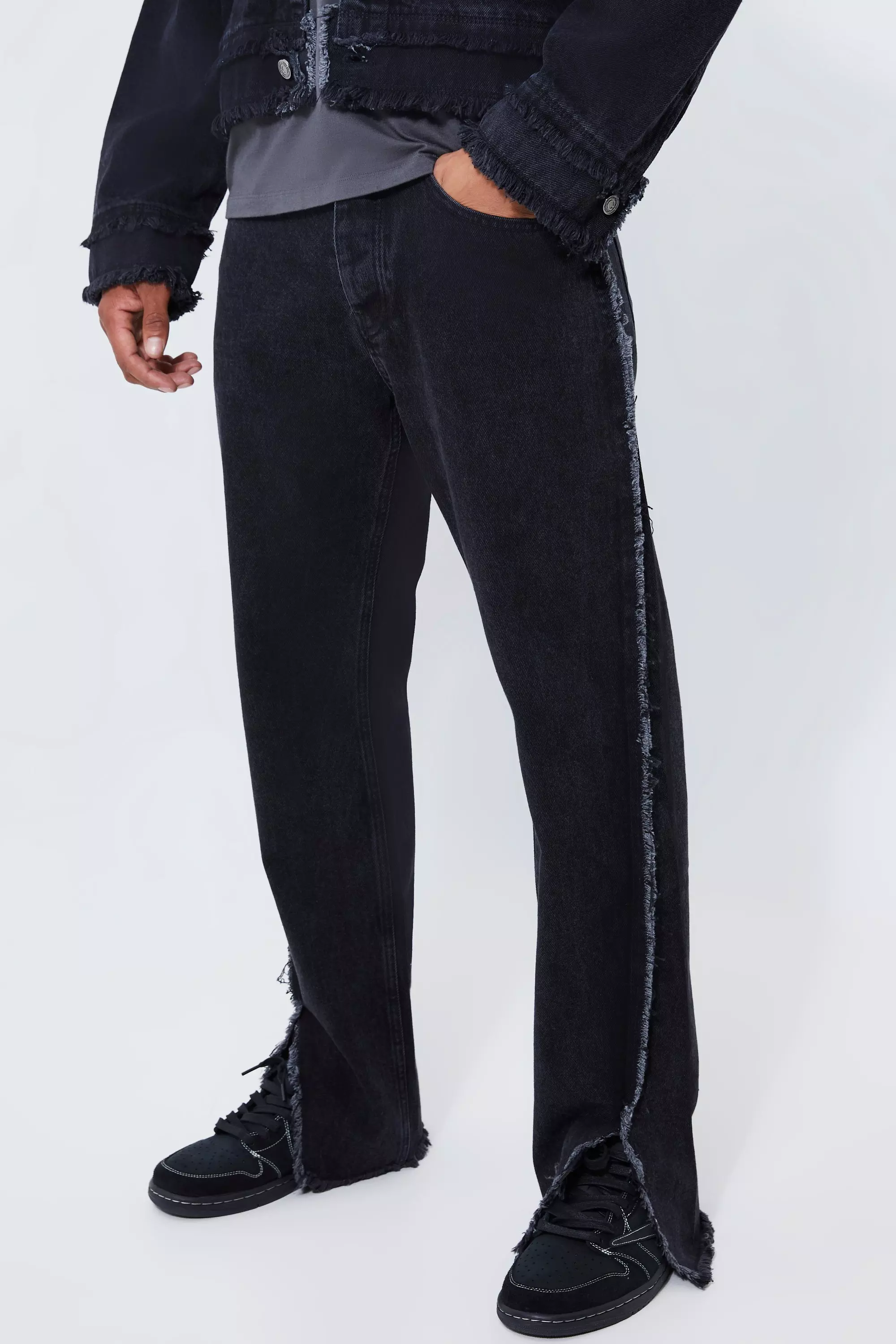 Kastige Jeansjacke mit ausgefranstem Saum alternatives Bild