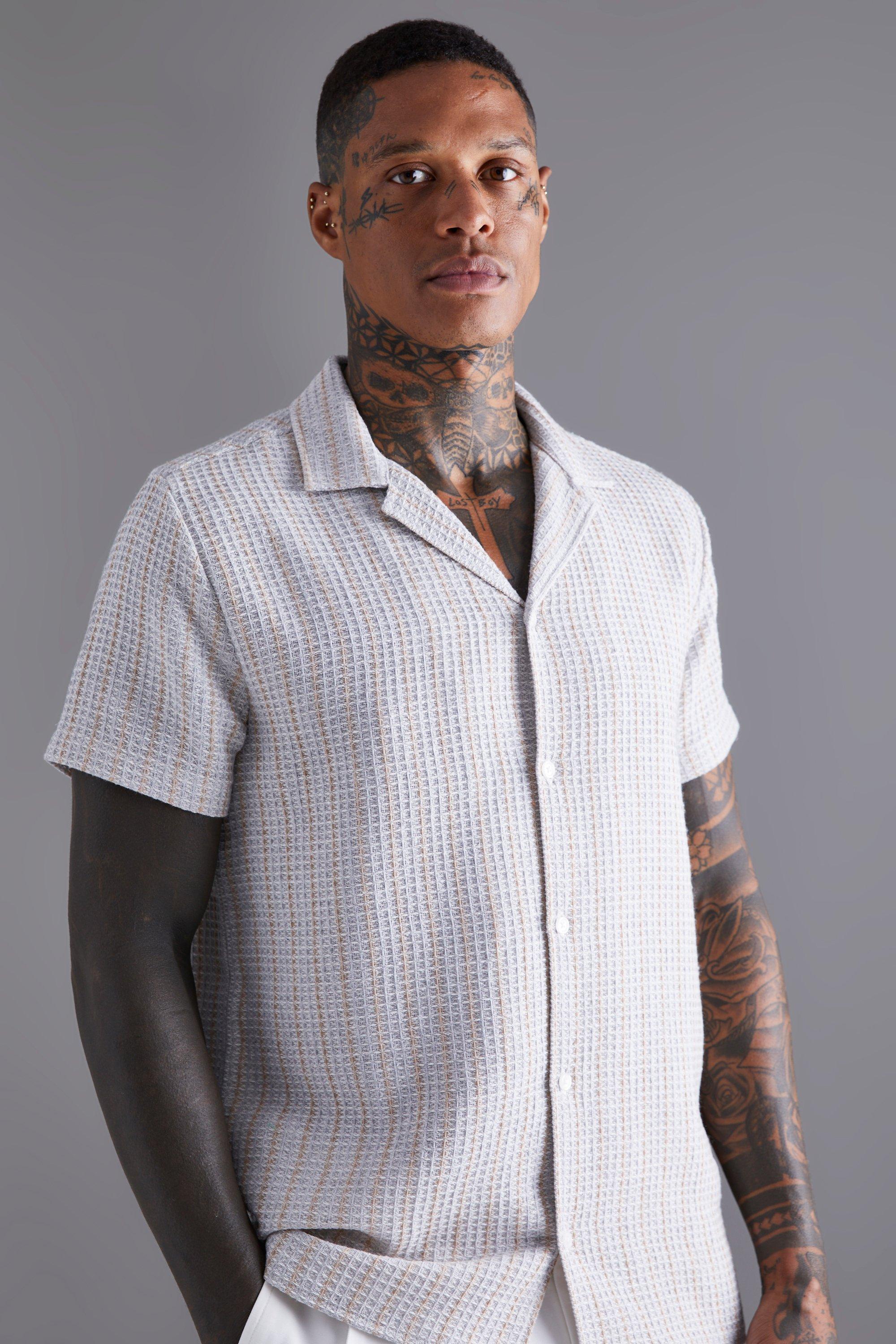 boohooMAN Men's Short Sleeve Revere Textured Shirt