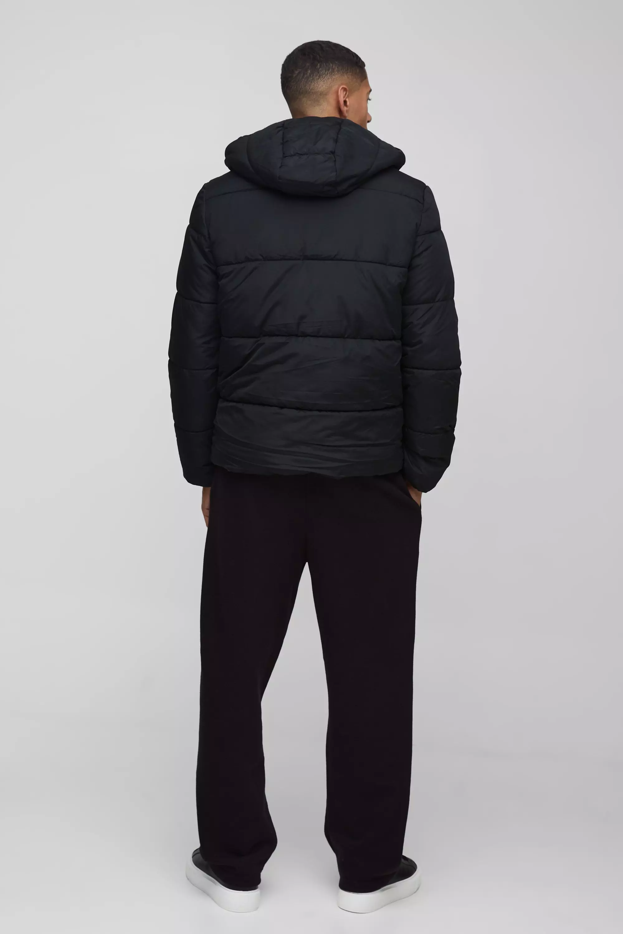 Hooded Matte Puffer Jacket in Black alternative image
