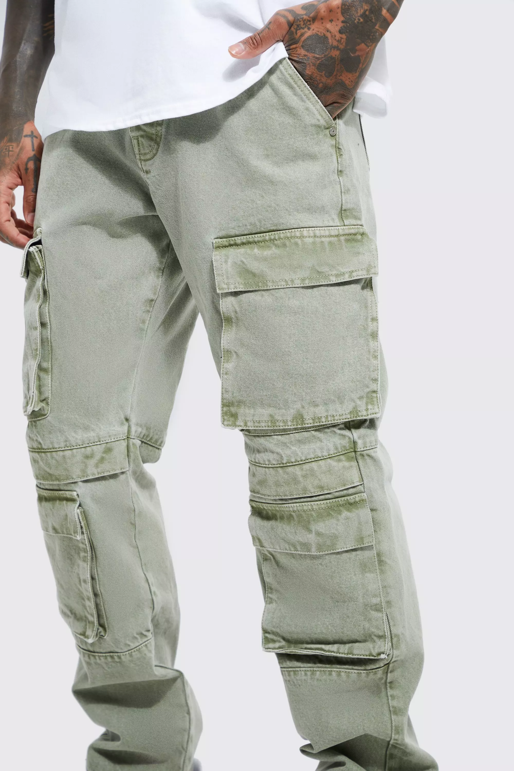 Relaxed Fit Washed Multi Pocket Cargo Jeans | boohooMAN USA