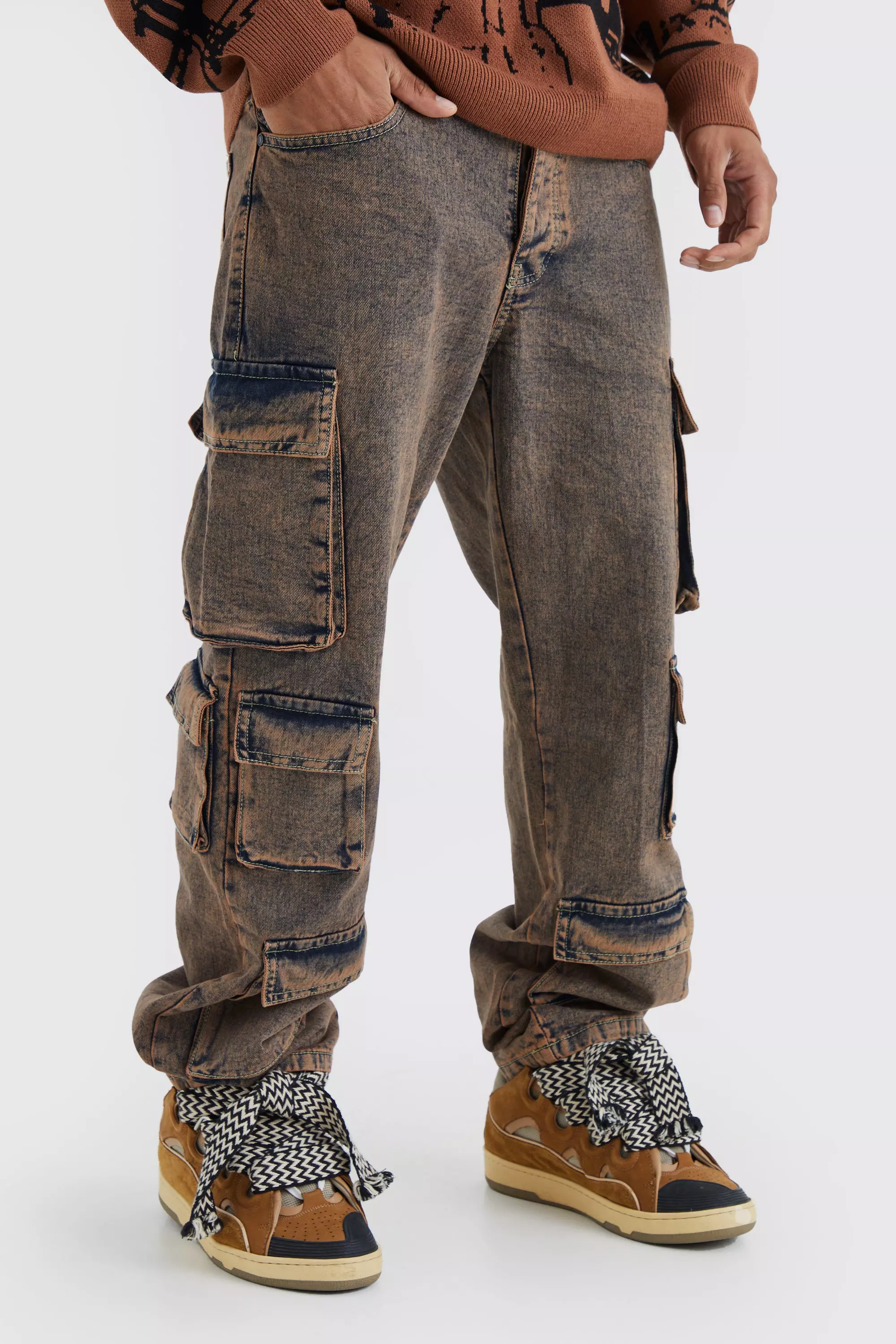 Antique wash Baggy Fit Acid Wash Cargo Jeans alternative image
