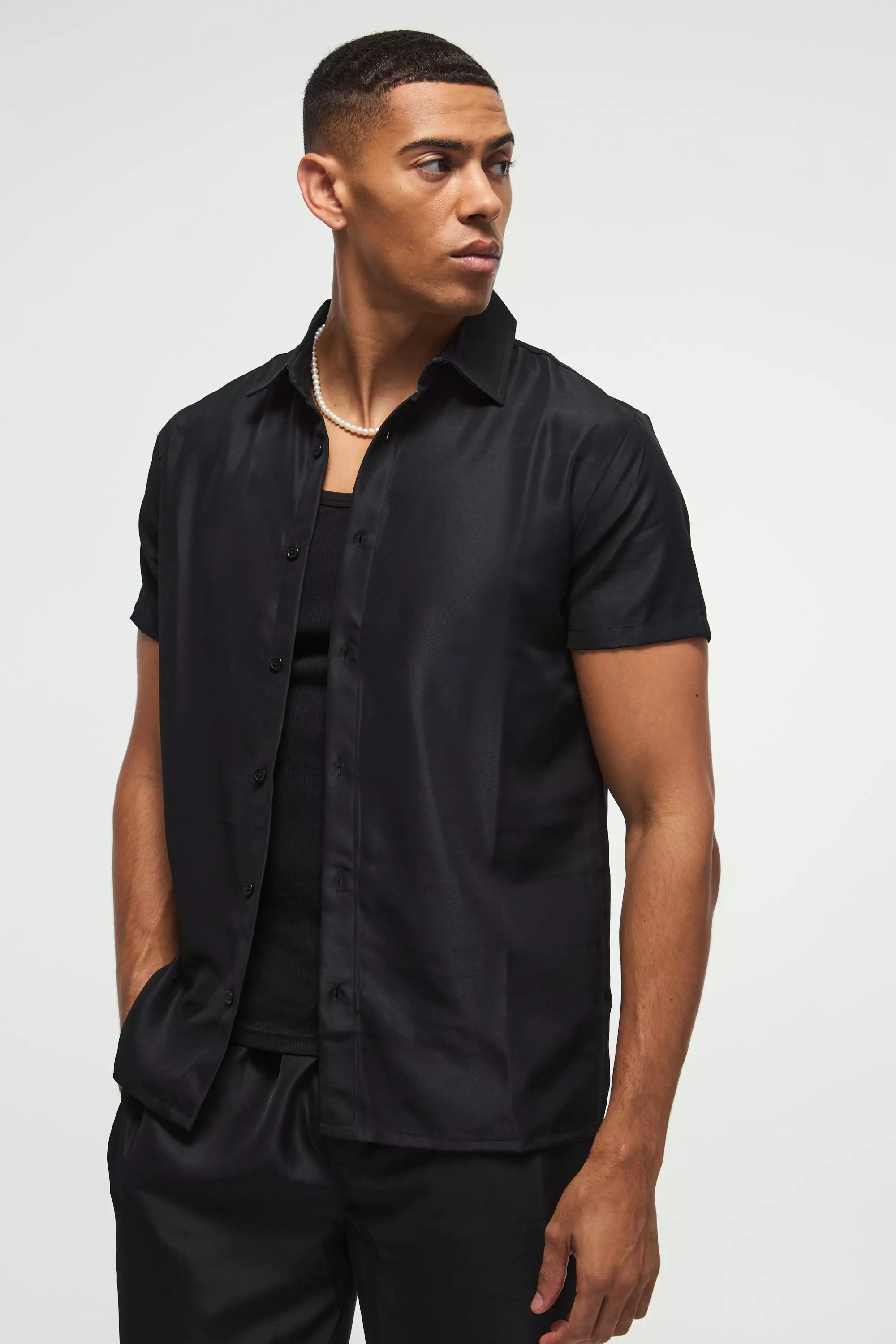 boohoo SOFT TWILL スマートシャツ & トラウザー セットアップ Regular Fit Soft Twill Smart Shirt & Pants Set | boohooMAN USA
