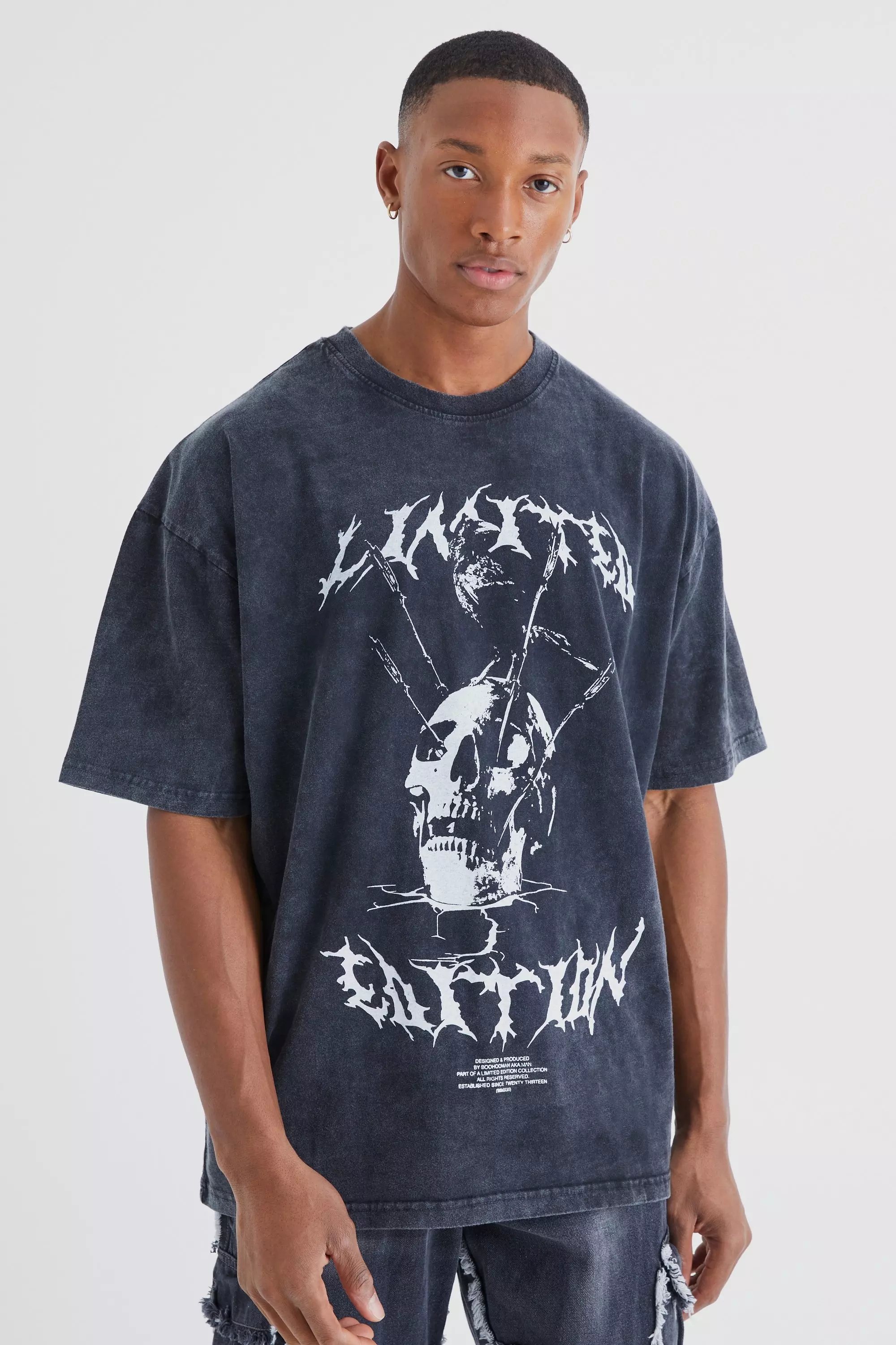 Oversized Washed Graphic Skull T Shirt Black