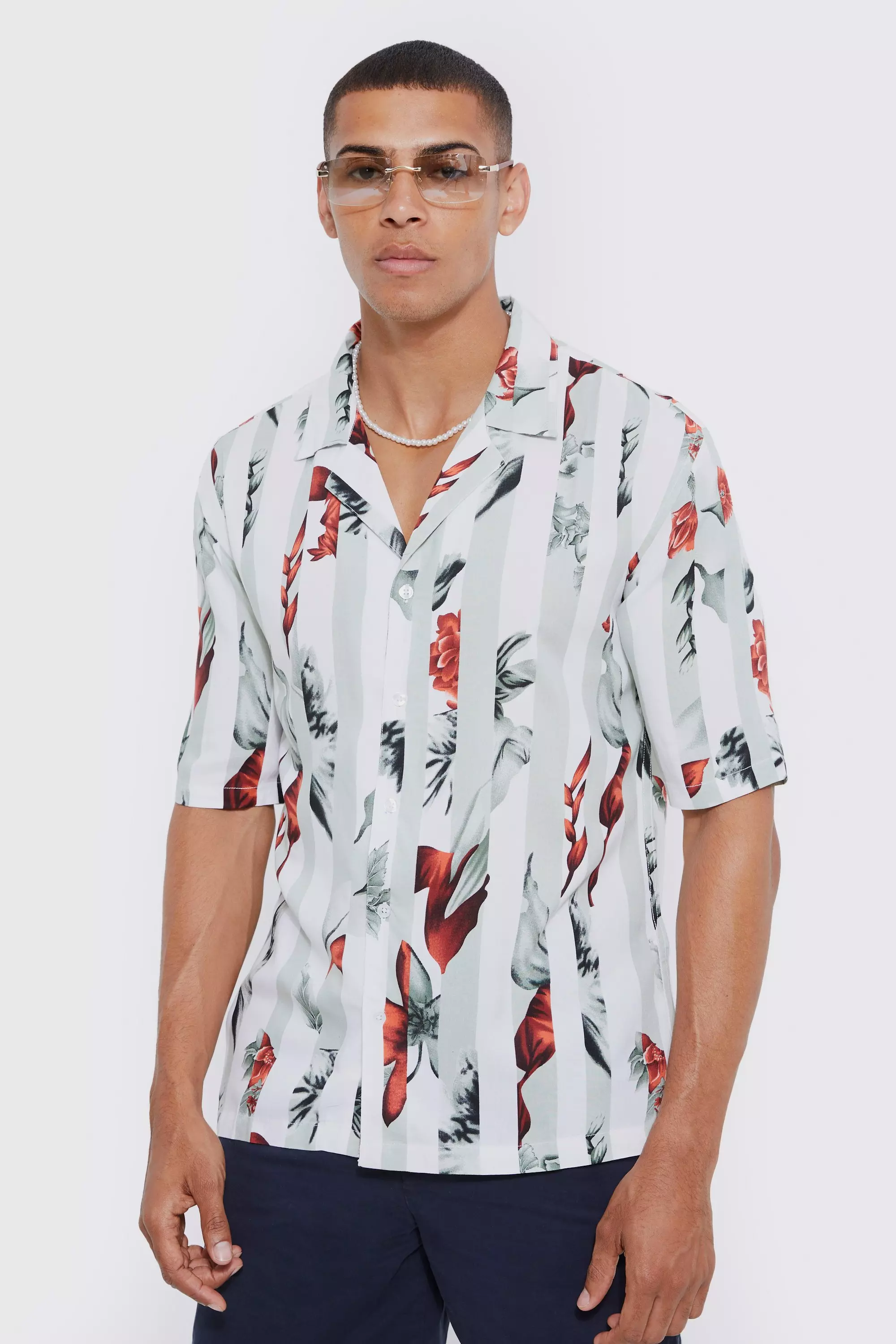 boohooMAN Short Sleeve Floral Muscle Bird Shirt - Men's Printed Shirts