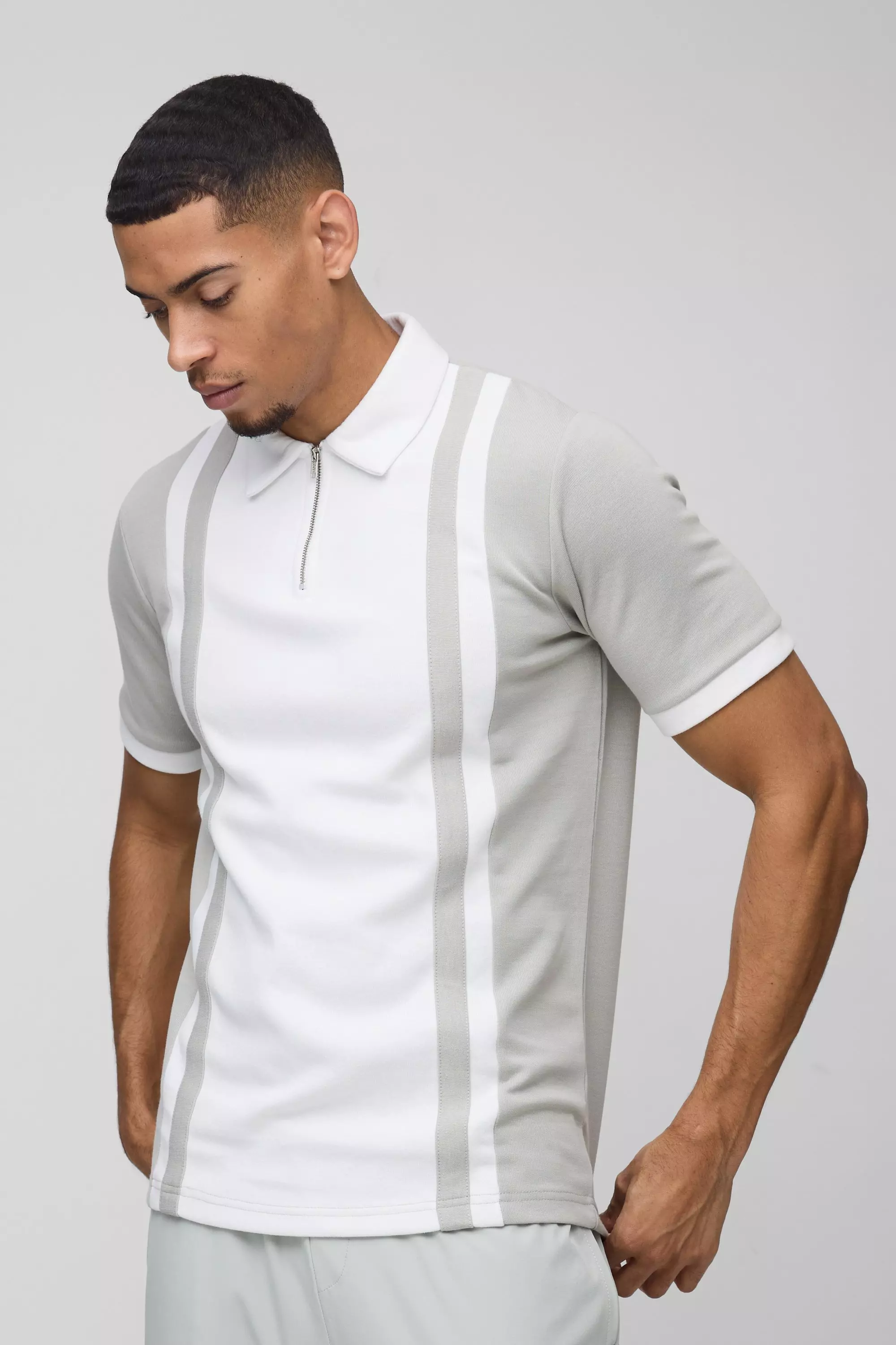 Slim-Fit Poloshirt mit Reißverschluss, White alternatives Bild