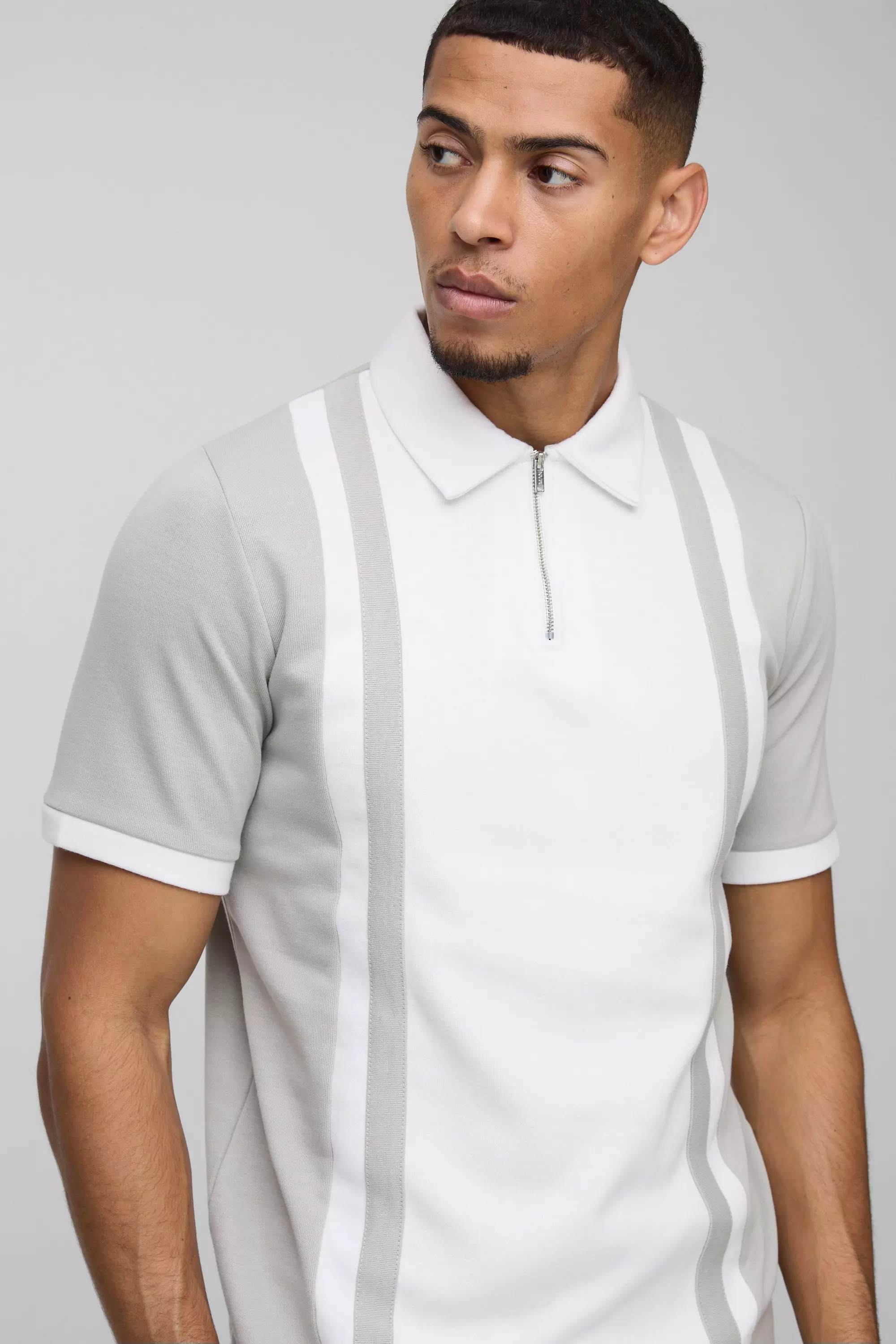 Slim-Fit Poloshirt mit Reißverschluss, White alternatives Bild