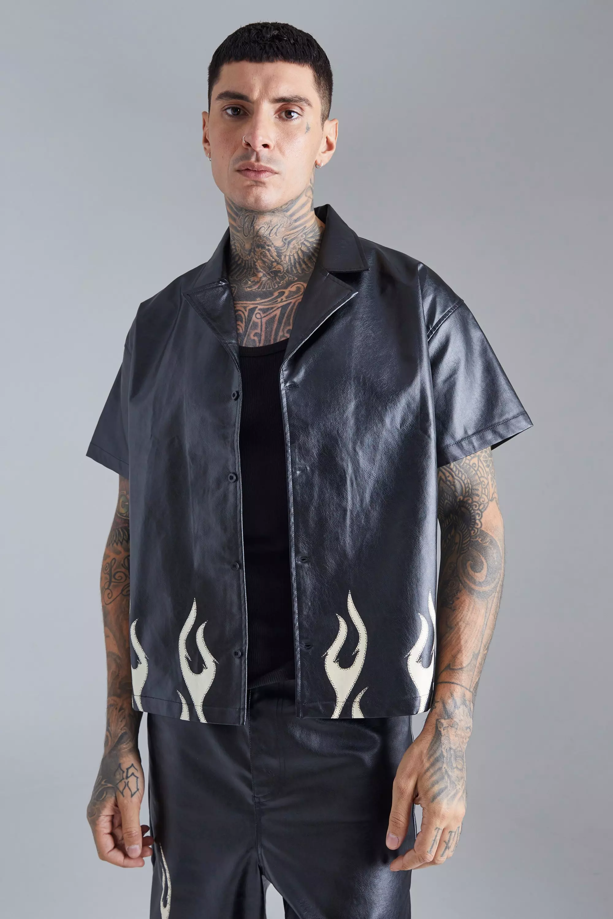 Black Short Sleeve Boxy Flame Hem Shirt alternative image