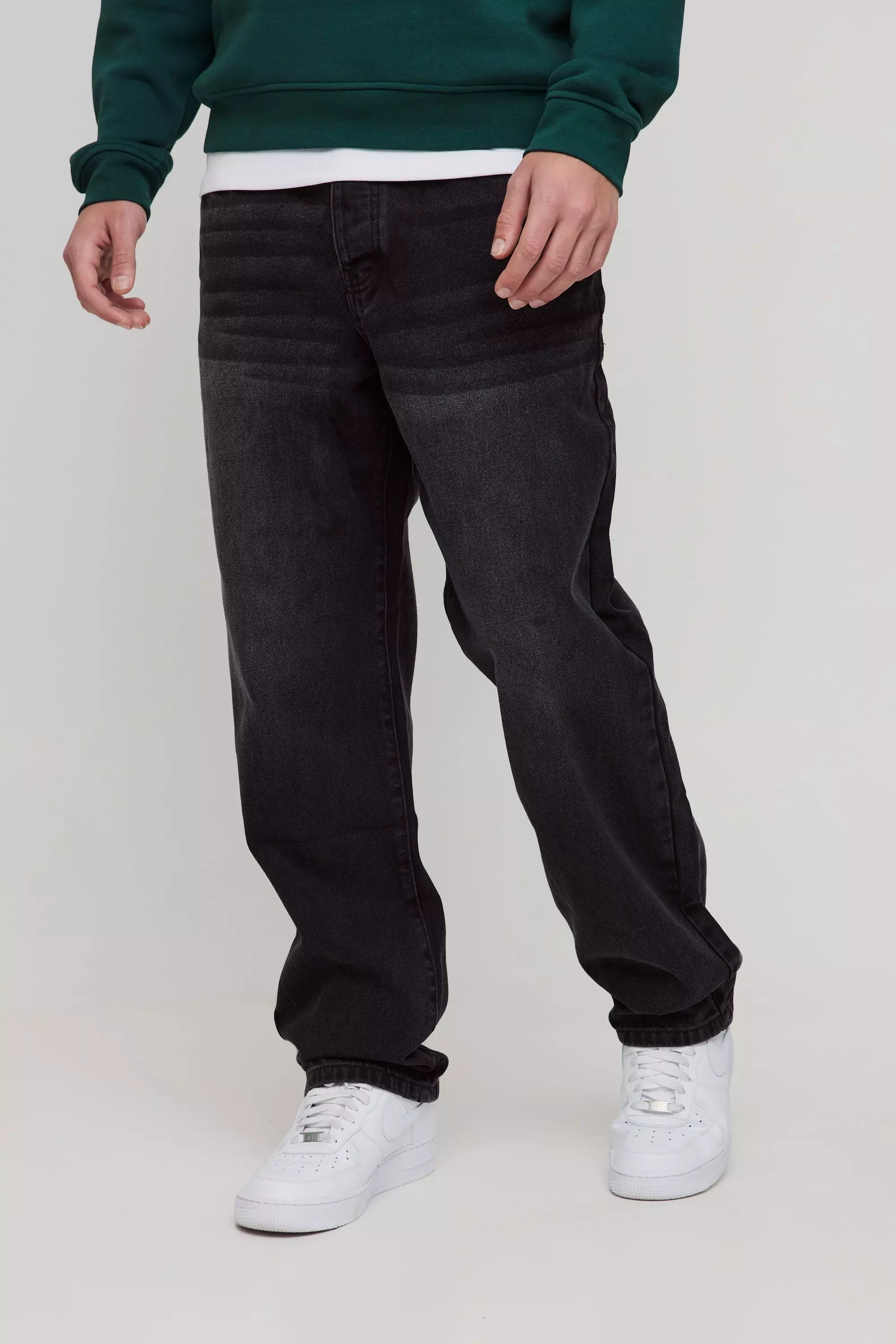 Black Relaxed Rigid Jean