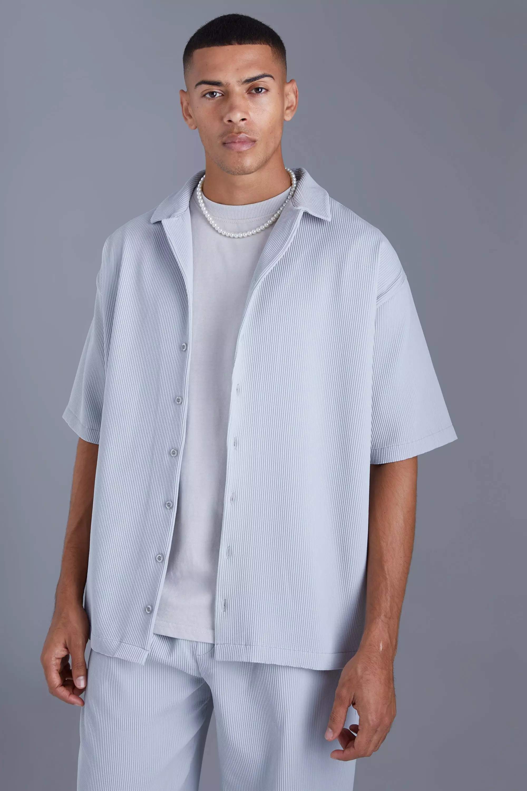 Grey Short Sleeve Pleated Oversized Shirt alternative image