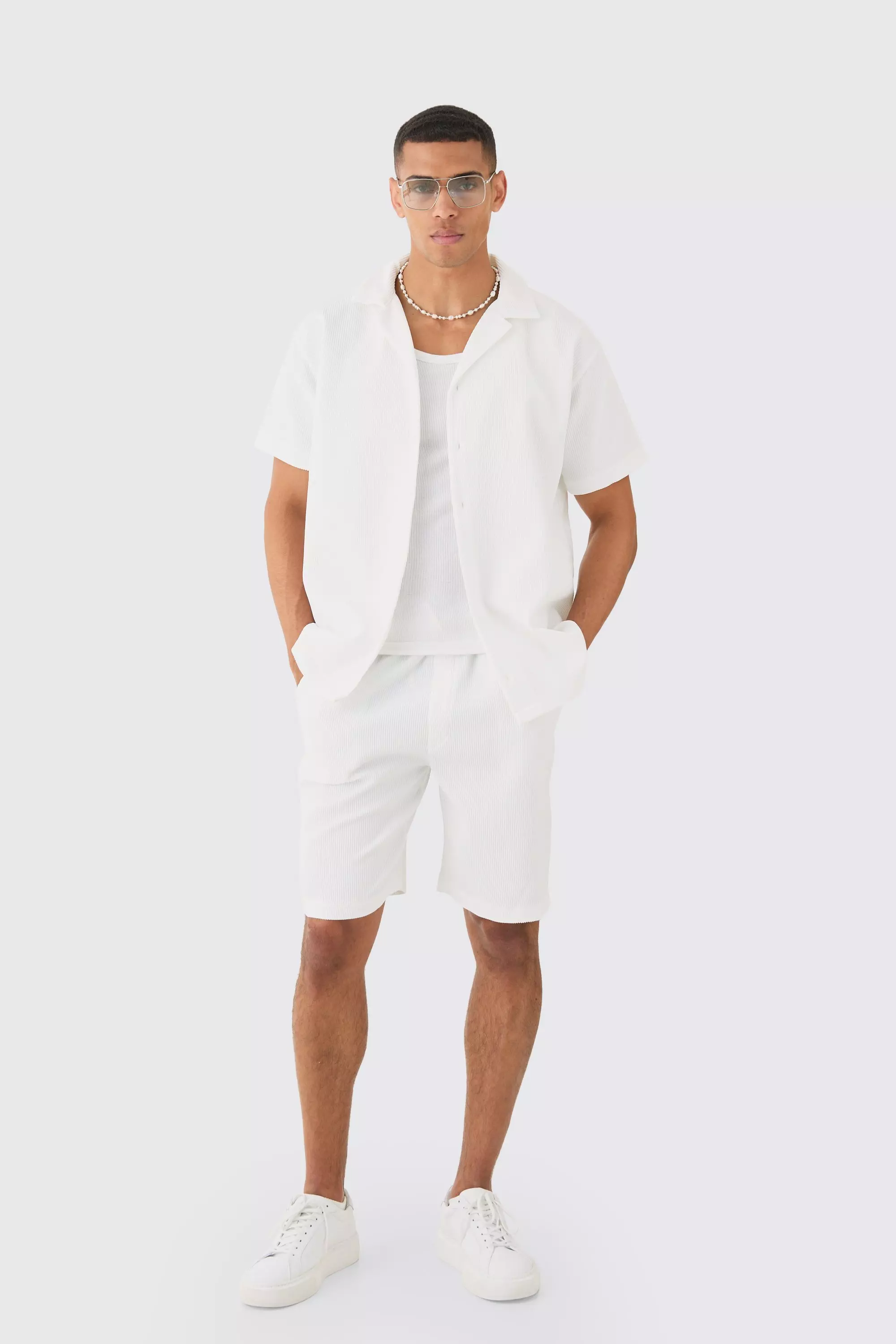 Oversized Short Sleeve Pleated Shirt And Short, White alternatives Bild