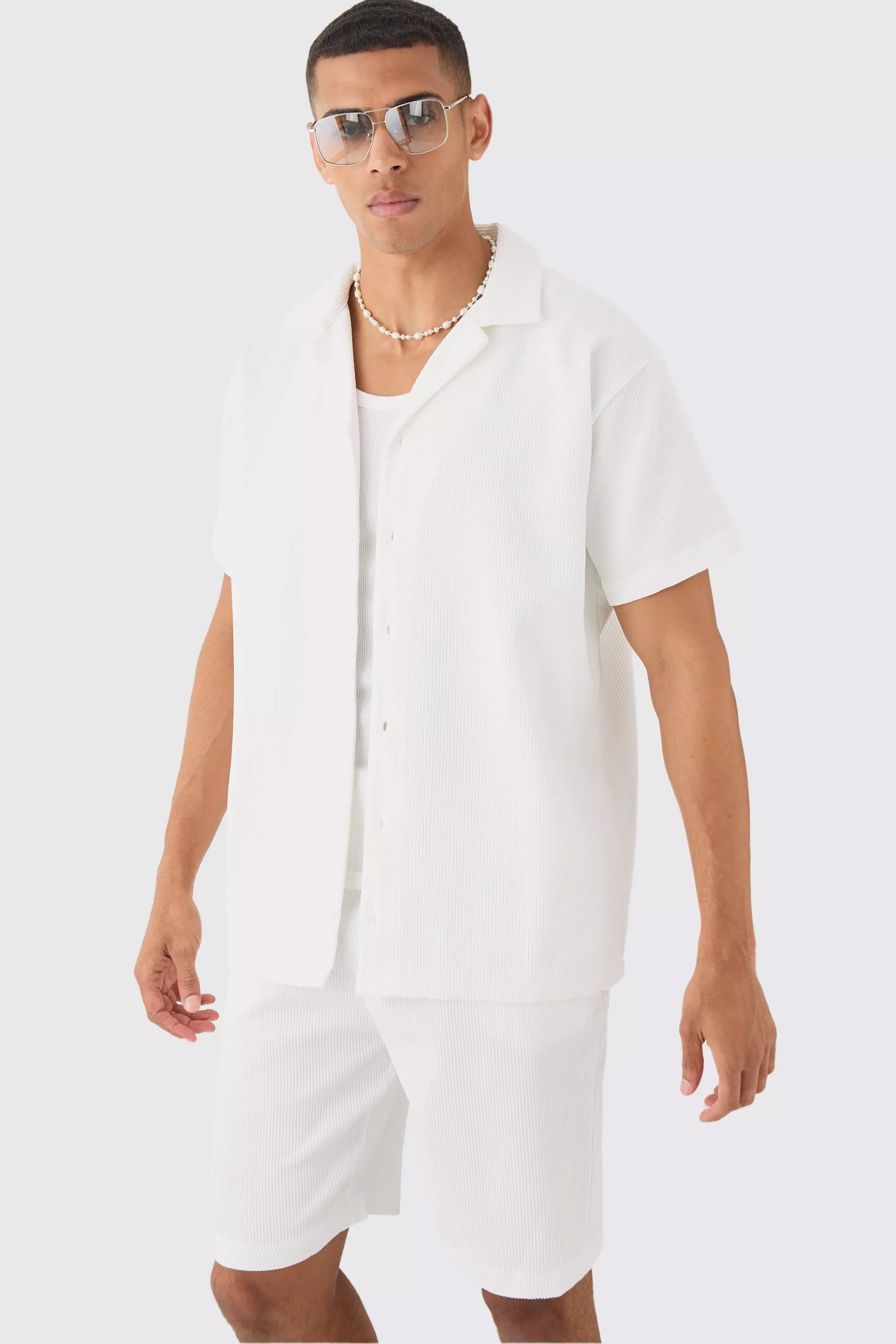 Oversized Short Sleeve Pleated Shirt And Short, White alternatives Bild
