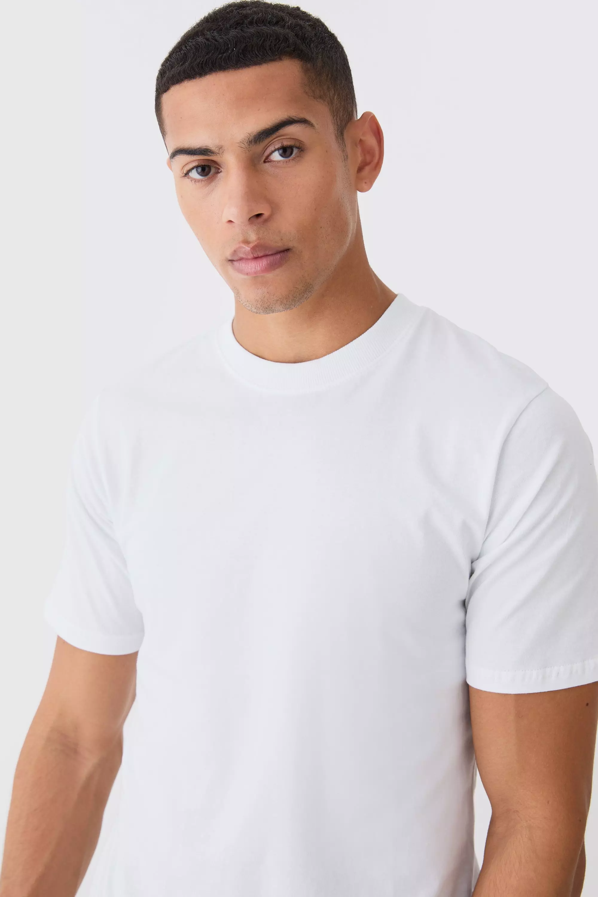 White Regular Fit Basic Crew Neck T Shirt alternative image