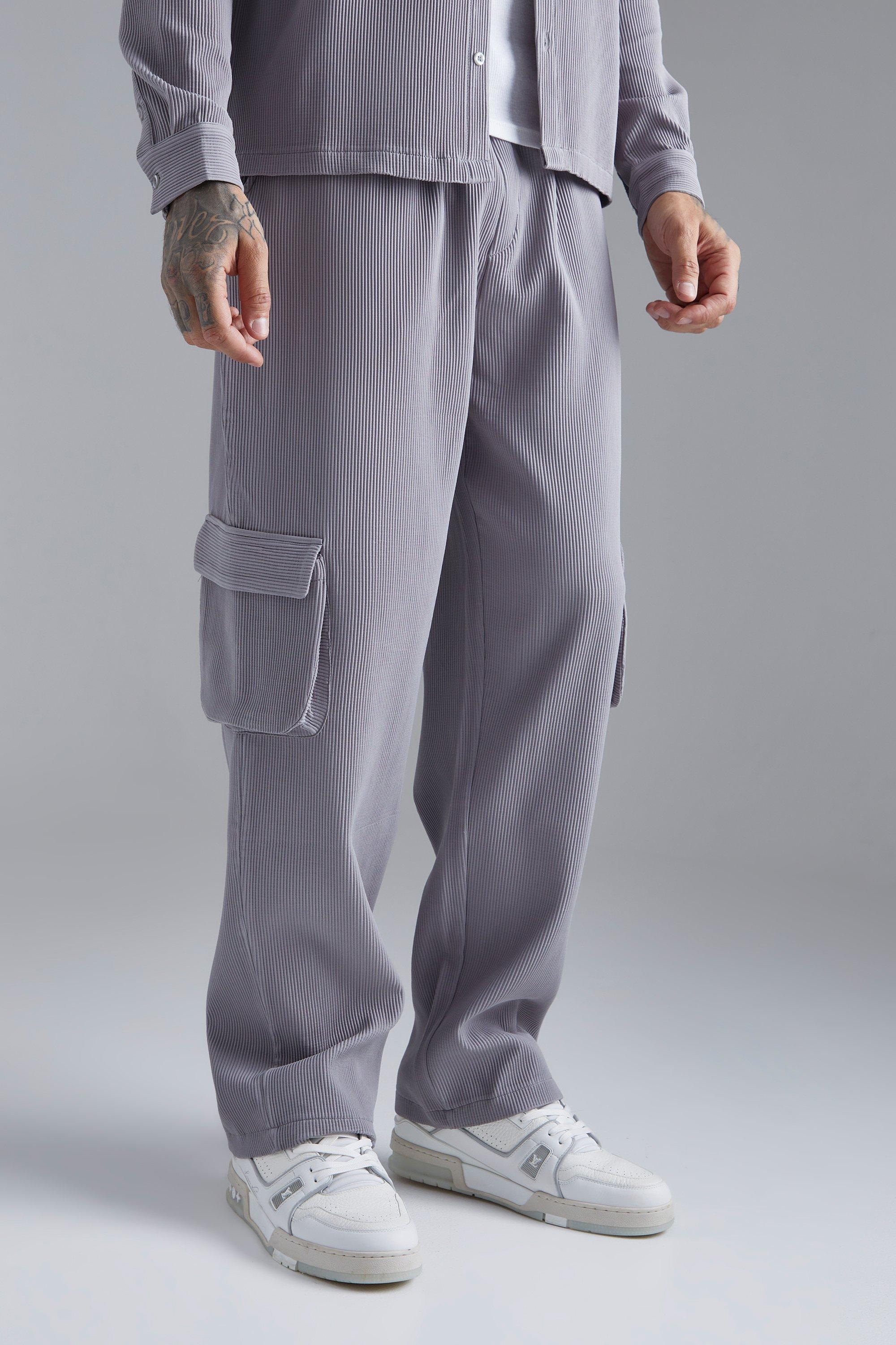 Elastic Waist Relaxed Fit Cargo Pleated Trouser | boohooMAN USA