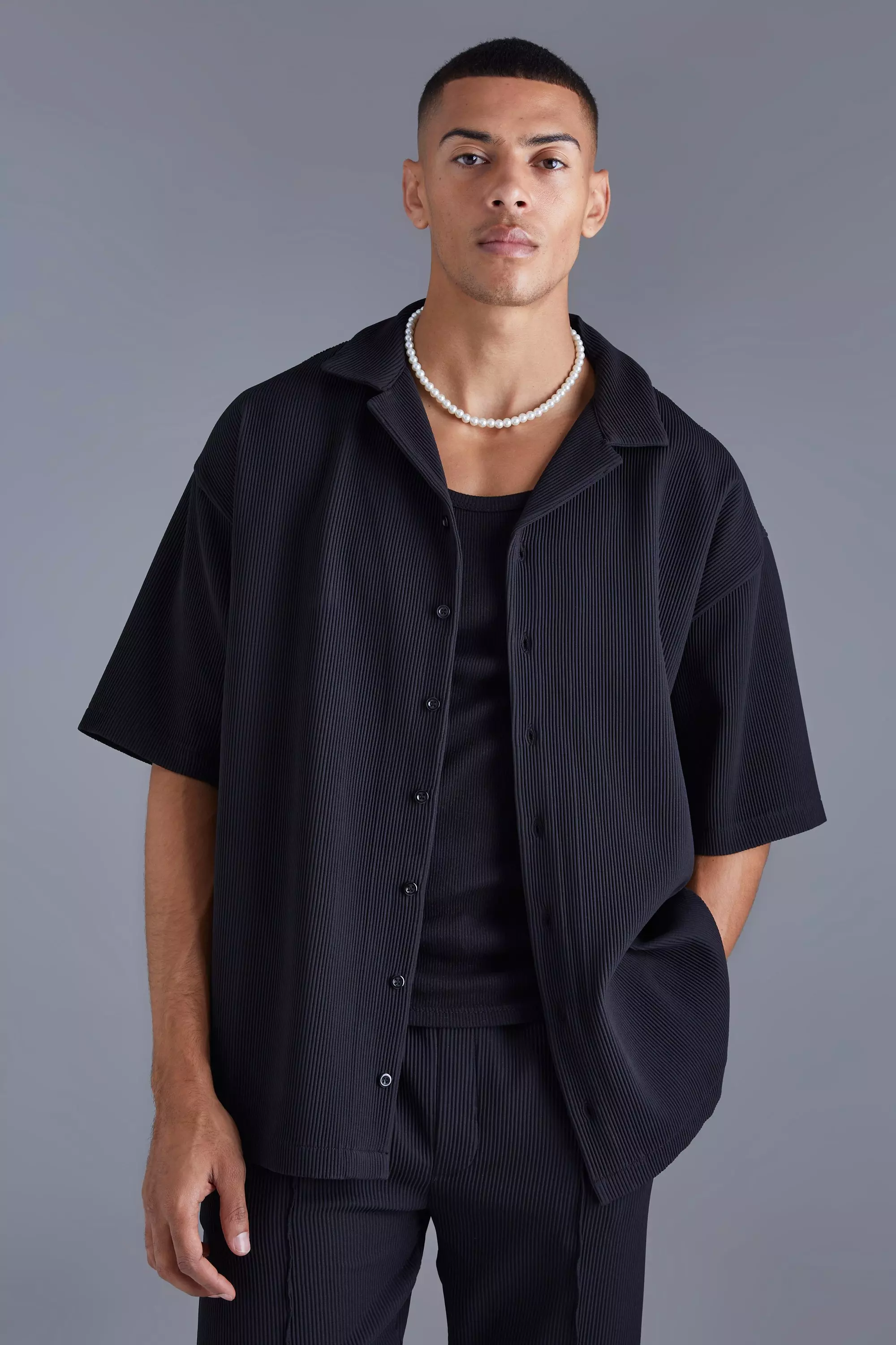 Short Sleeve Revere Oversized Pleated Shirt Black