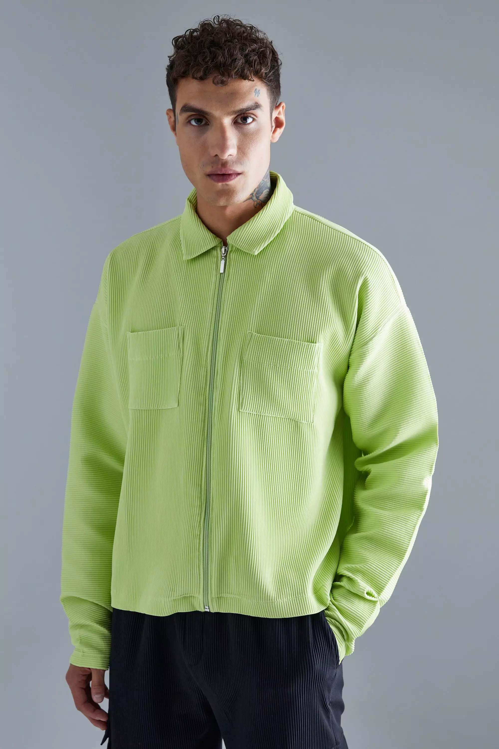 Pleated Longsleeve Zip Up Boxy Shirt Green