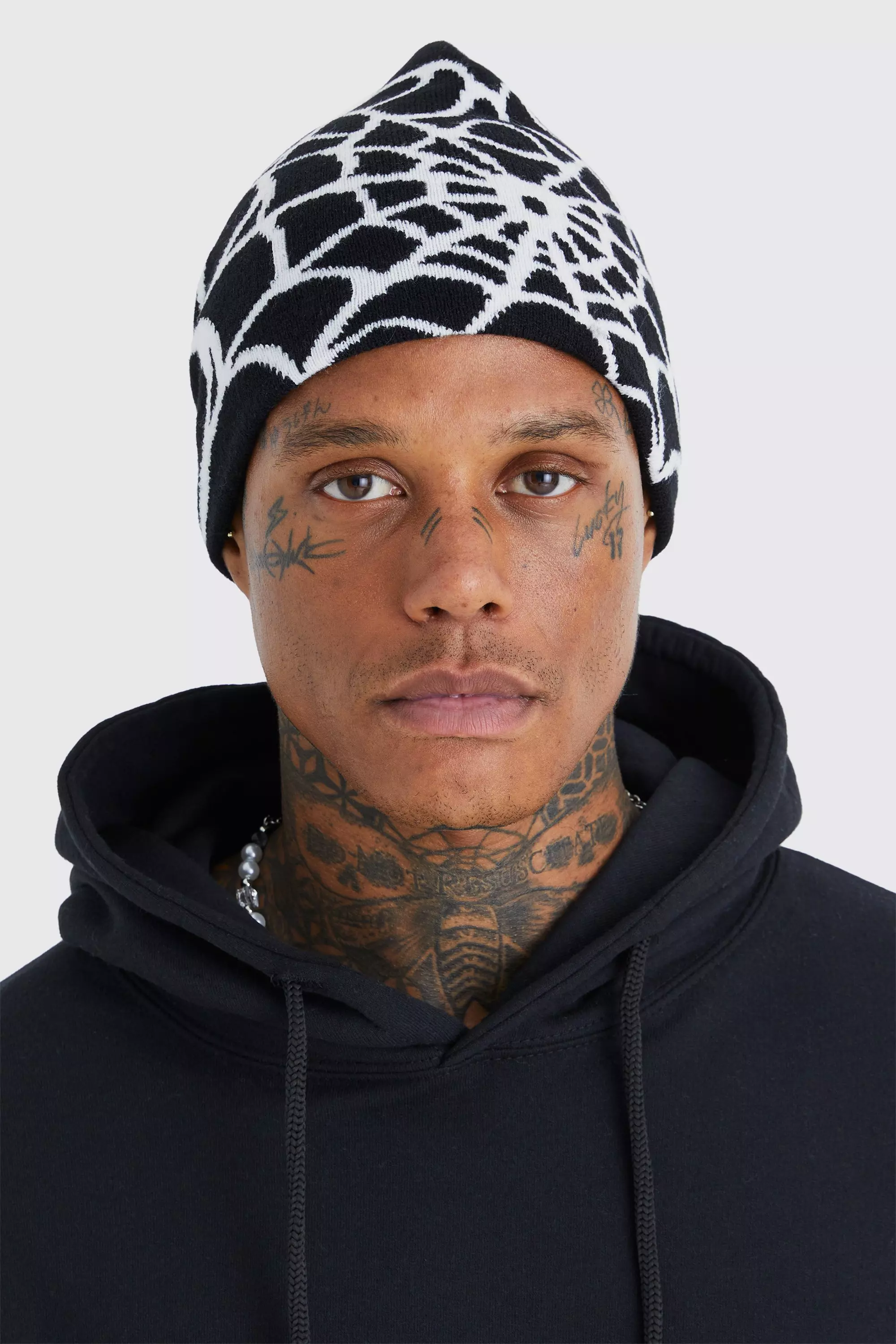 Spiderweb Graphic Beanie Black