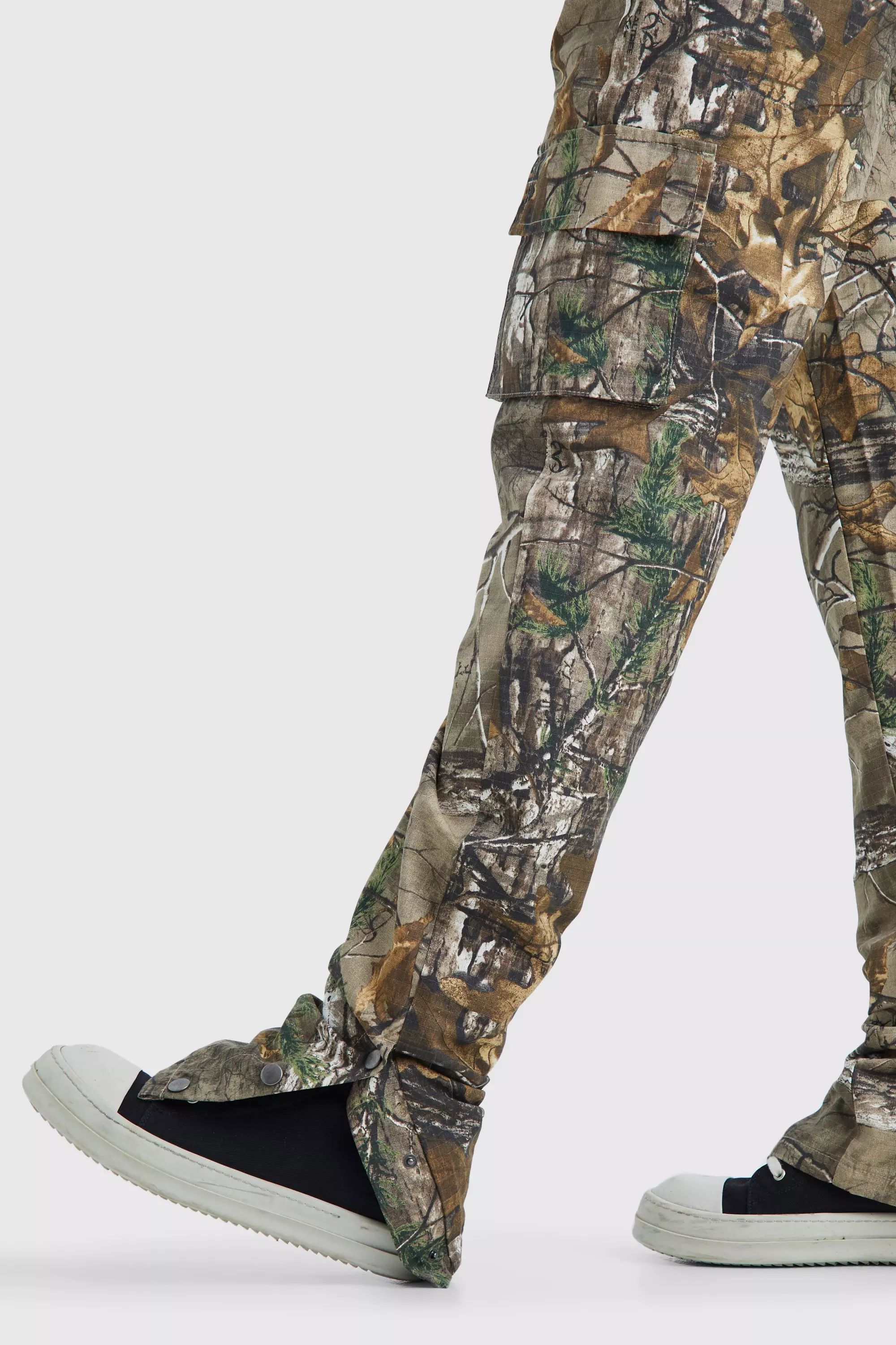 Slim Stacked Popper Hem Forrest Camo Cargo Pants | boohooMAN USA