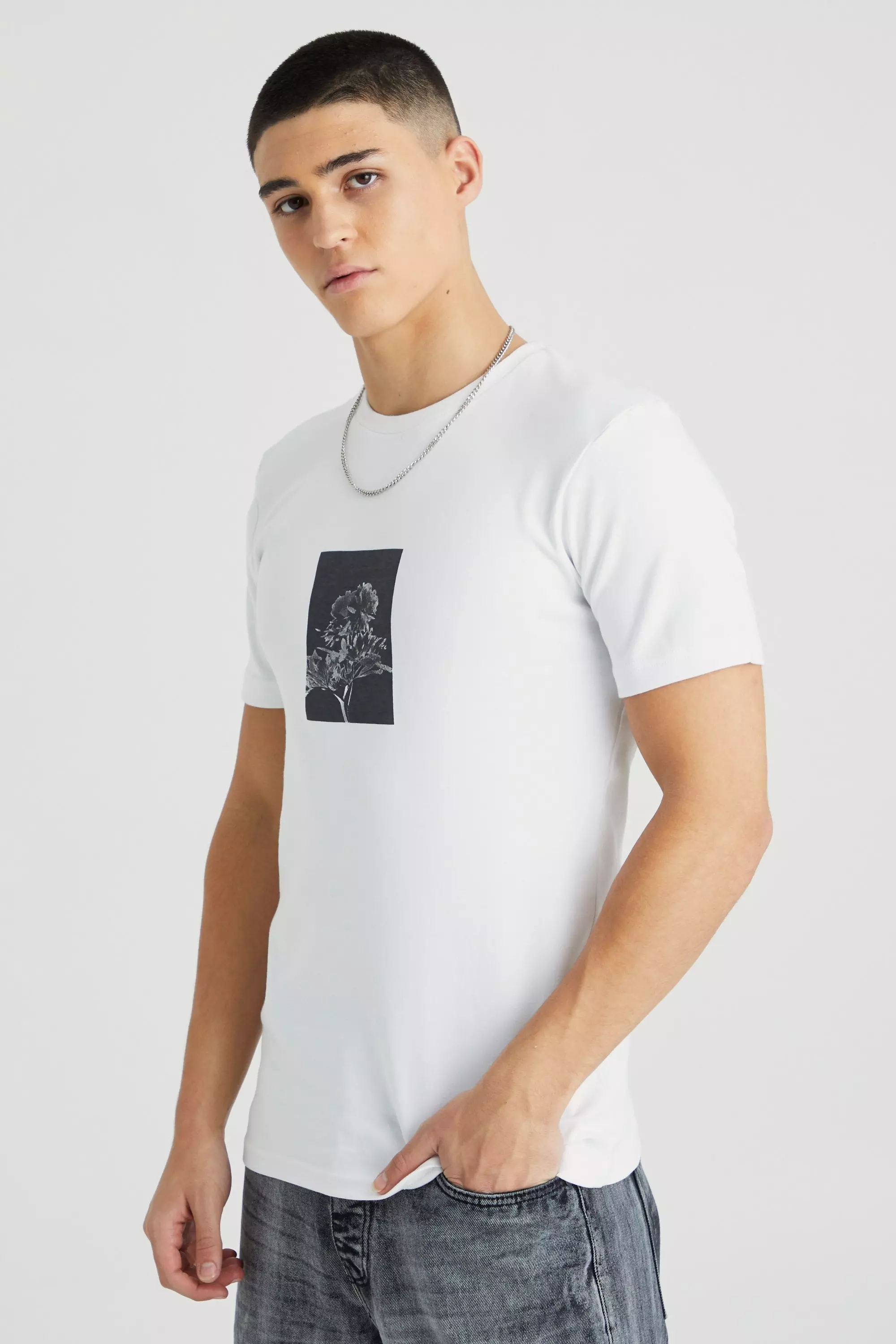 White Muscle Heavyweight Interlock Rose Graphic T-shirt