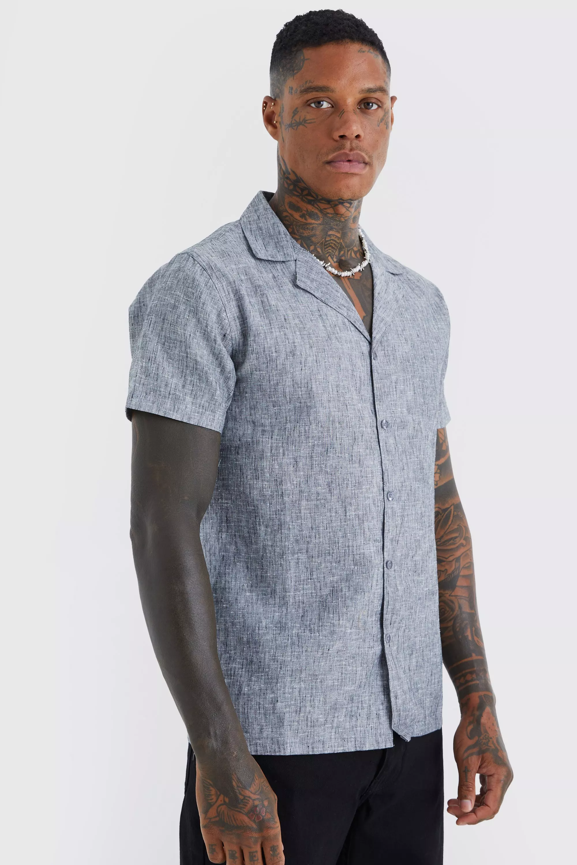 Black Short Sleeve Revere Linen Look Shirt alternative image