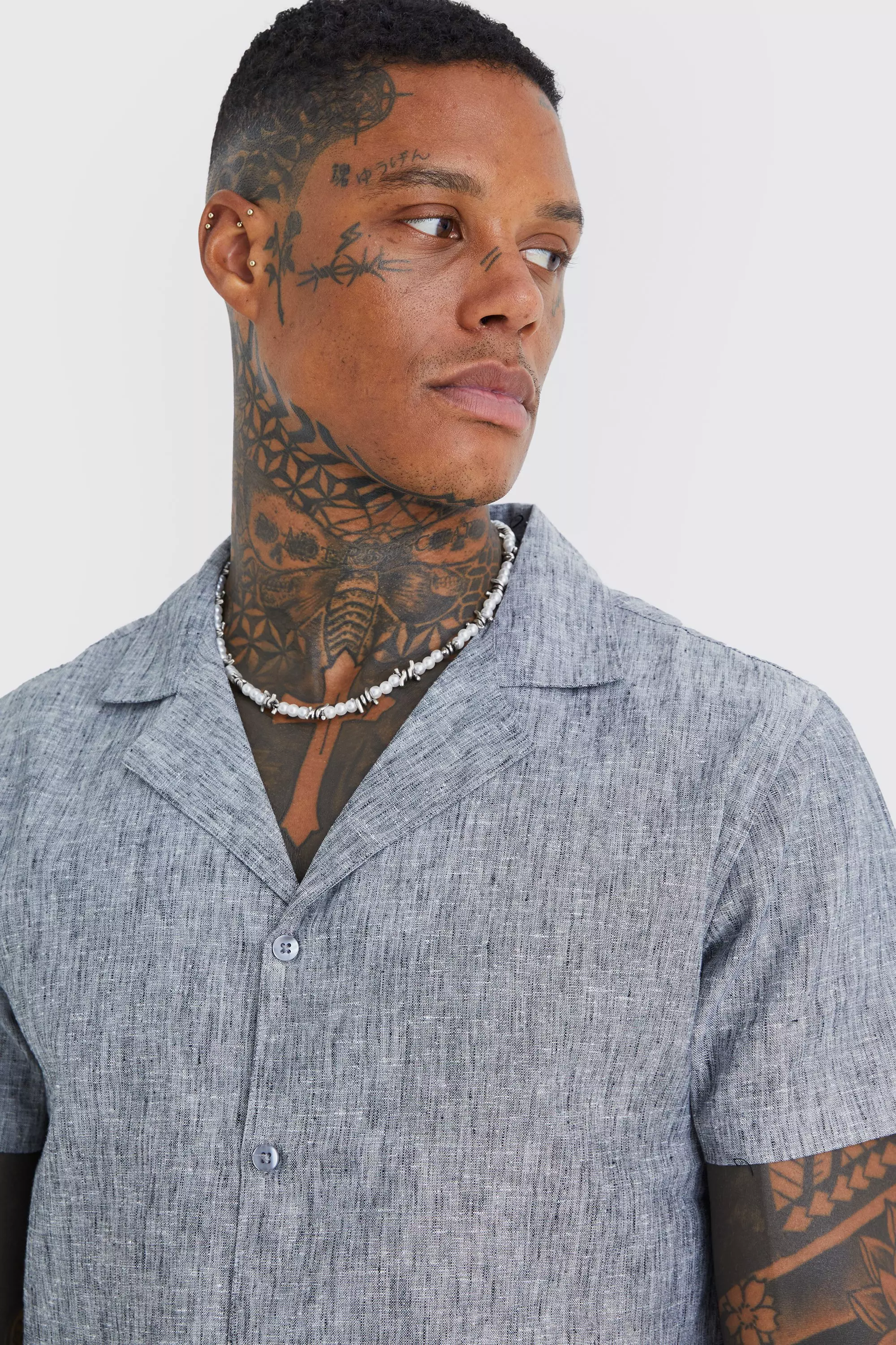 Black Short Sleeve Revere Linen Look Shirt alternative image