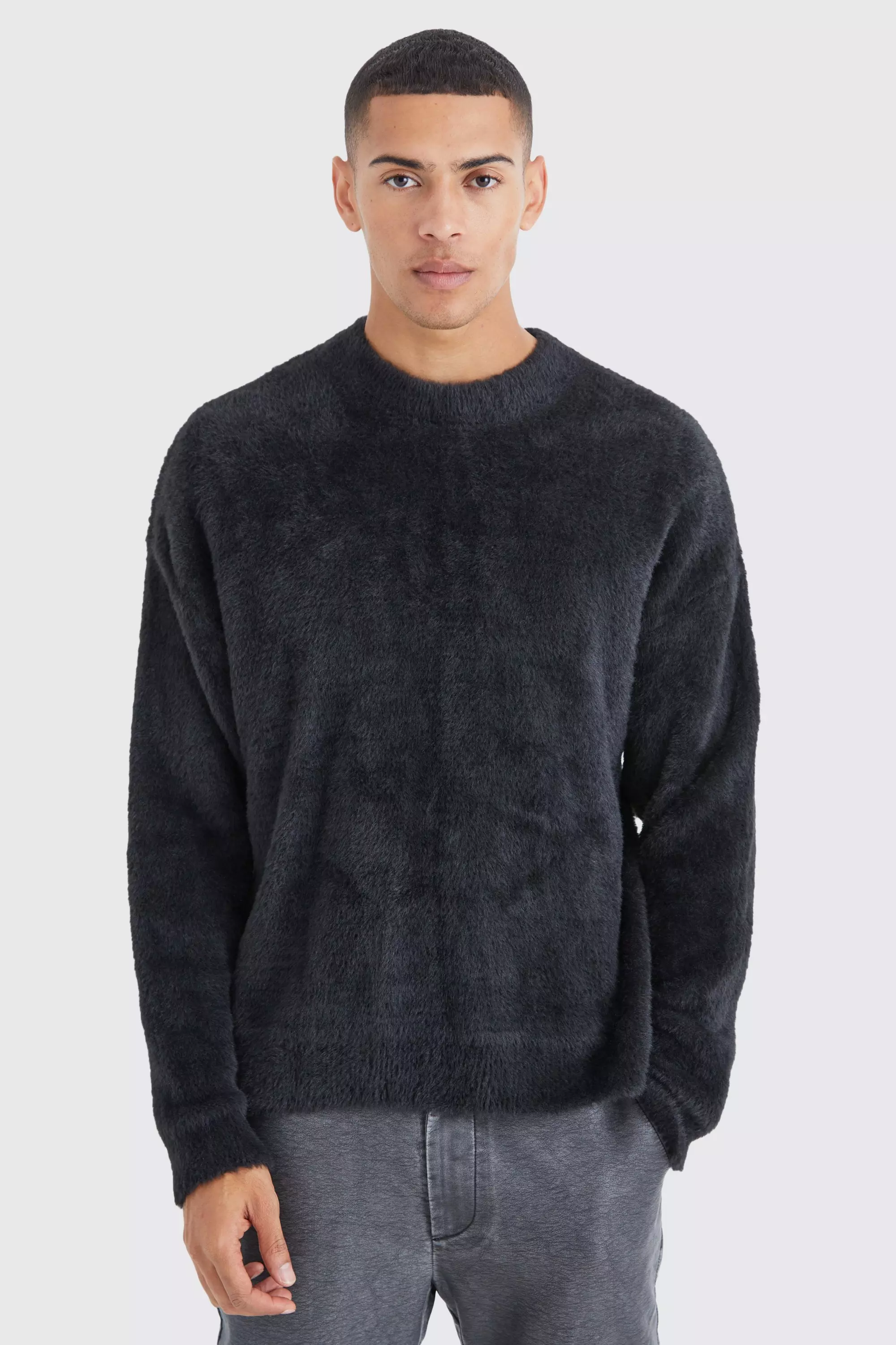Boxy Crew Neck Fluffy Knitted Sweater Black