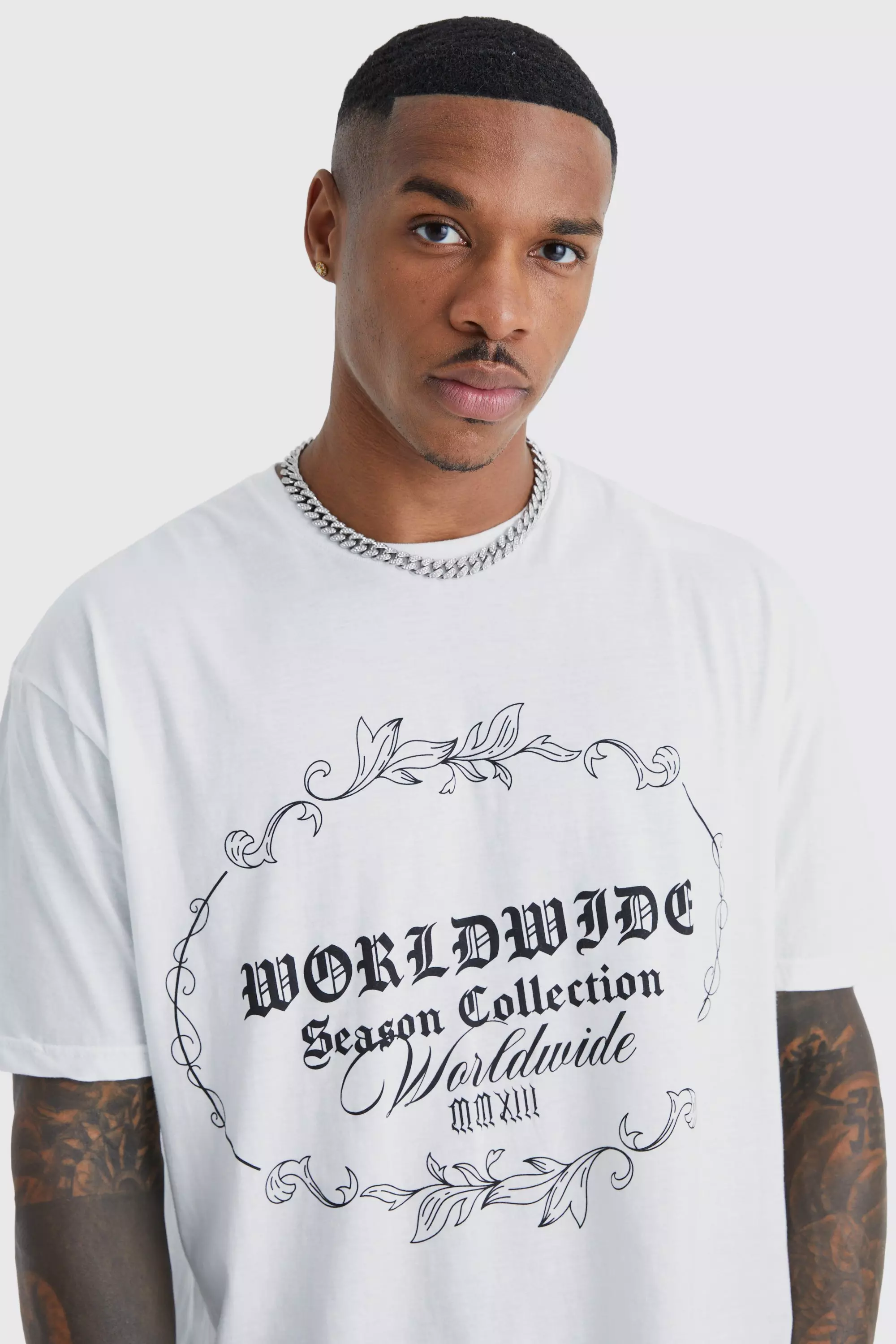 White Oversized Worldwide Graphic T-shirt alternative image