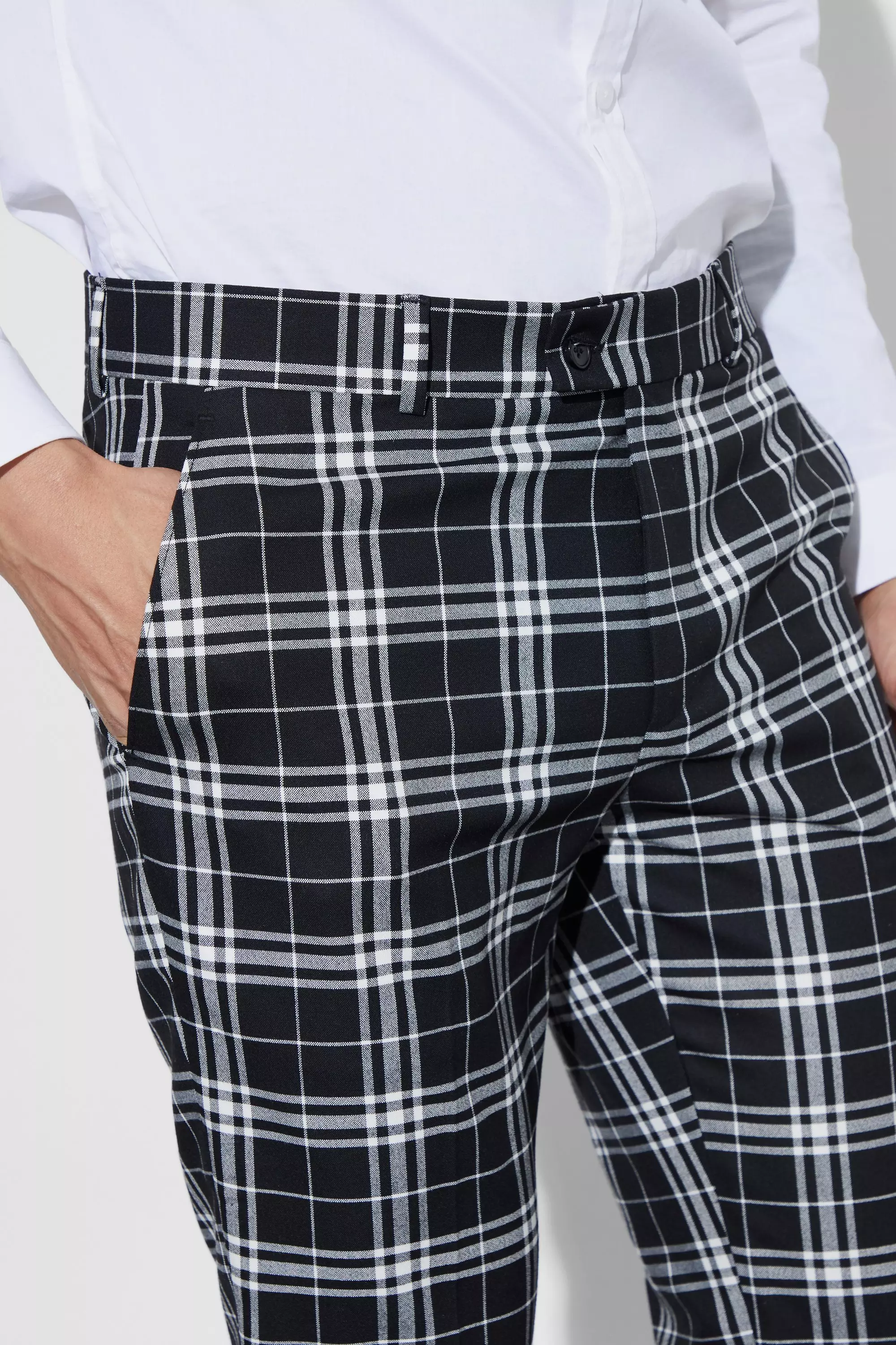 Mono Tartan Cropped Smart Trouser boohooMAN UK
