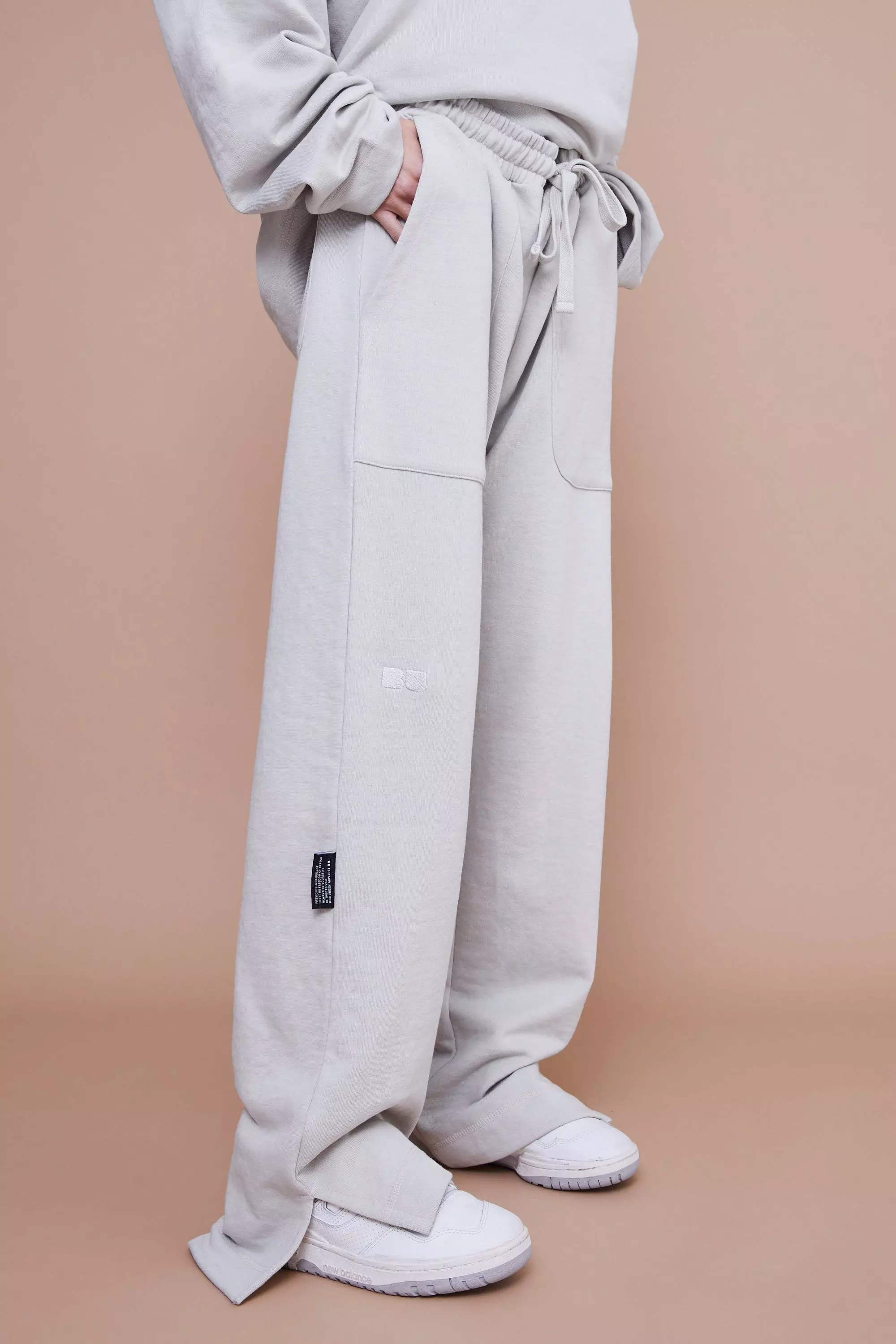 Relaxed Fit Split Hem Heavyweight Sweatpants Taupe
