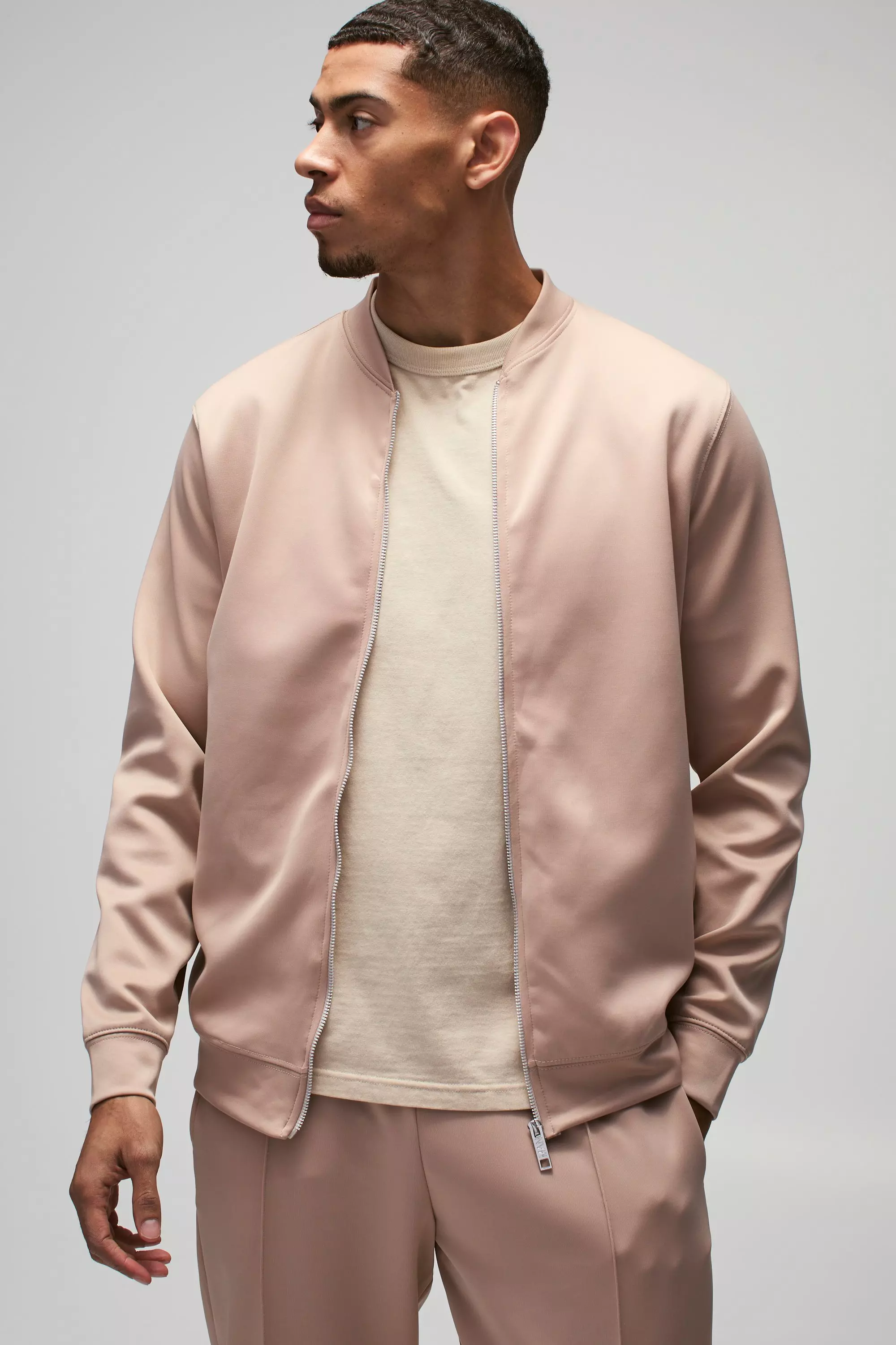 Taupe Scuba Bomberjack En Joggingbroek alternatieve afbeelding