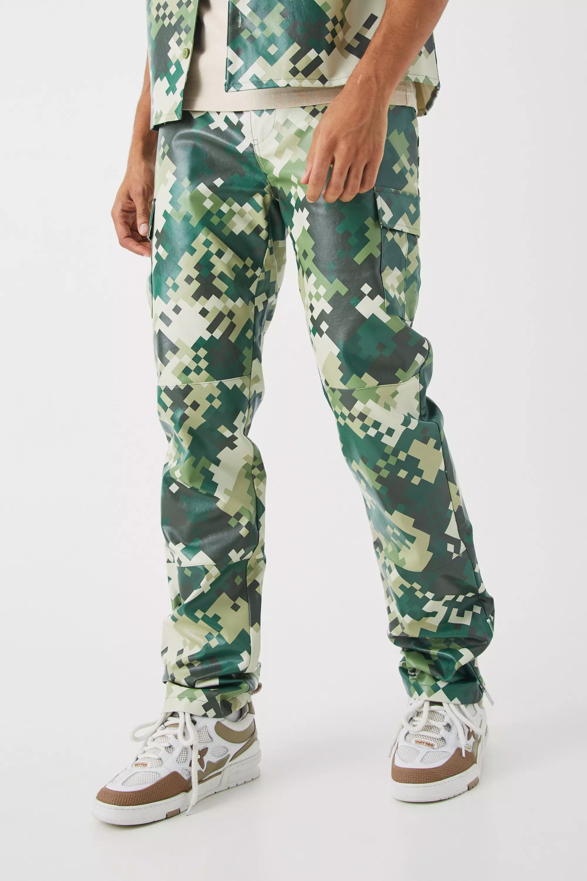 Pu Straight Leg Fixed Waist Stacked Camouflage Cargo Pants Multi