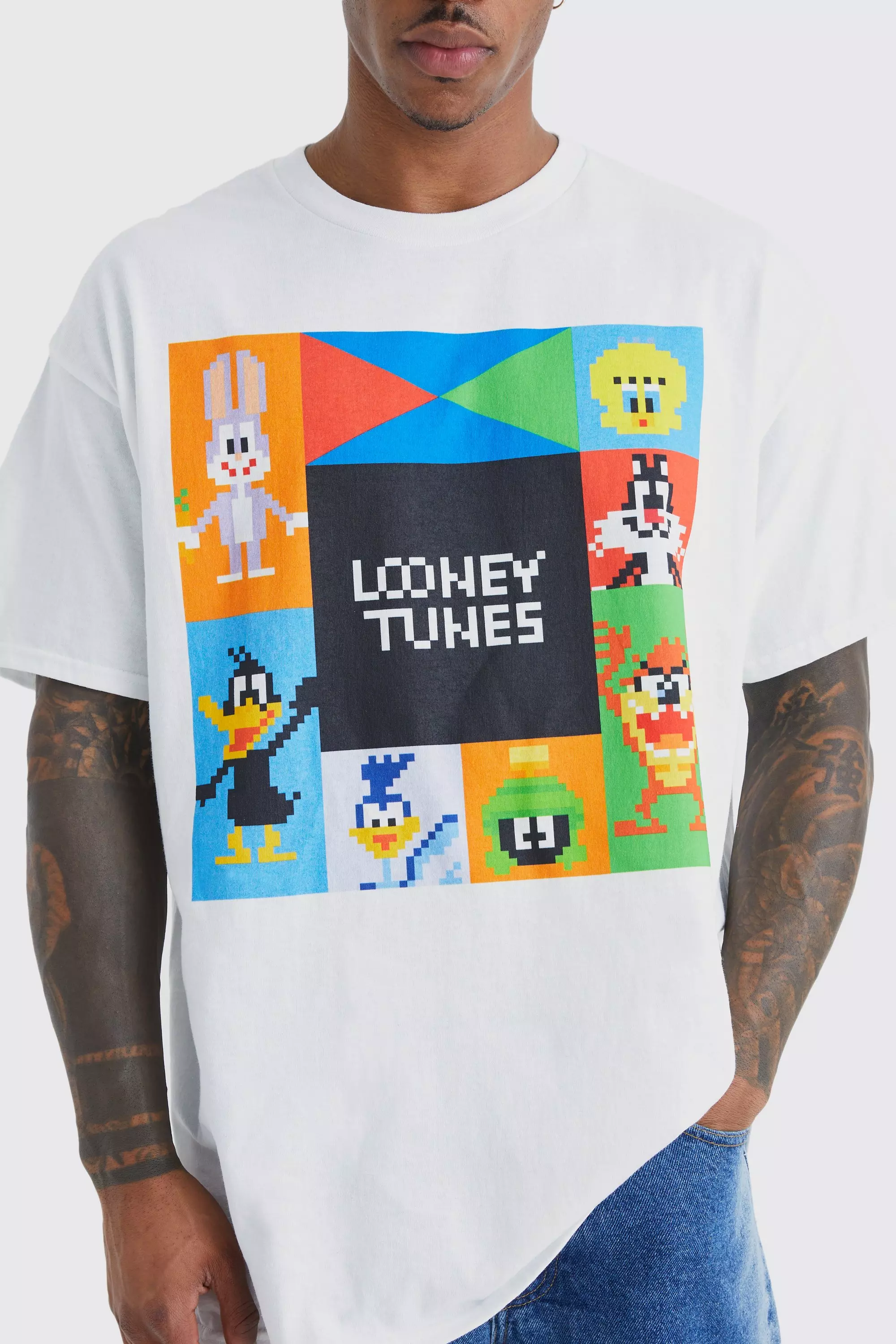 White Oversized Pixel Looney Tunes License T-shirt alternative image