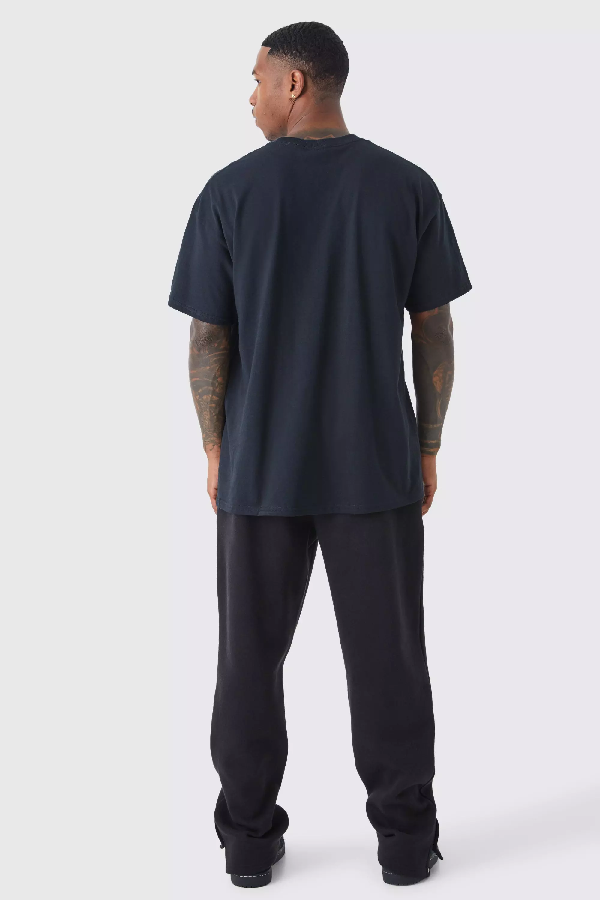 Oversized Venom License T-shirt | boohooMAN USA