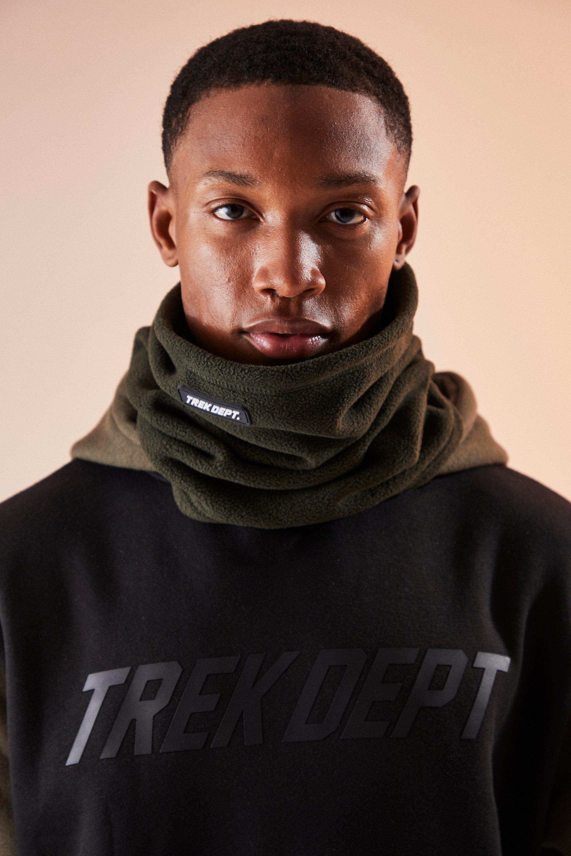 新品｜AND WANDER｜FLEECE NECK WARMER｜KHAKI - メルカリ