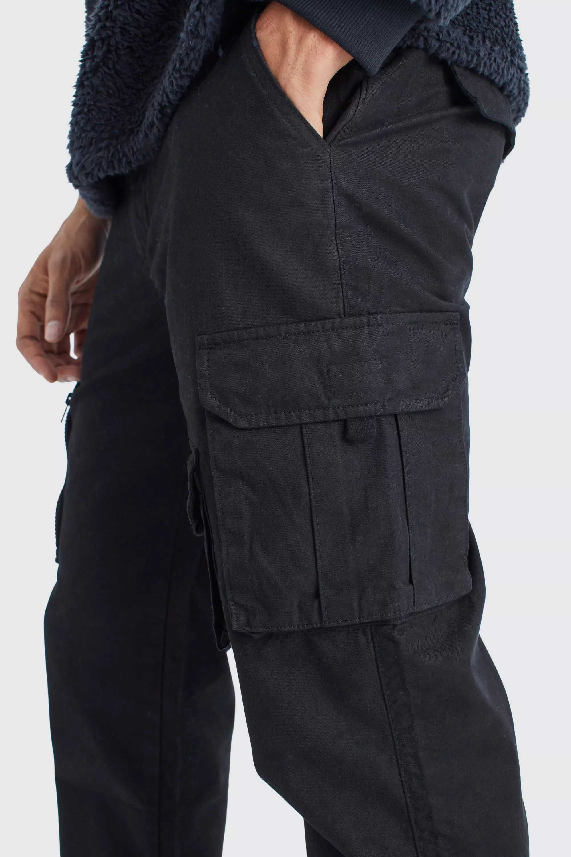 Cargo-Hose mit geradem Bein und Etikett, Black alternatives Bild
