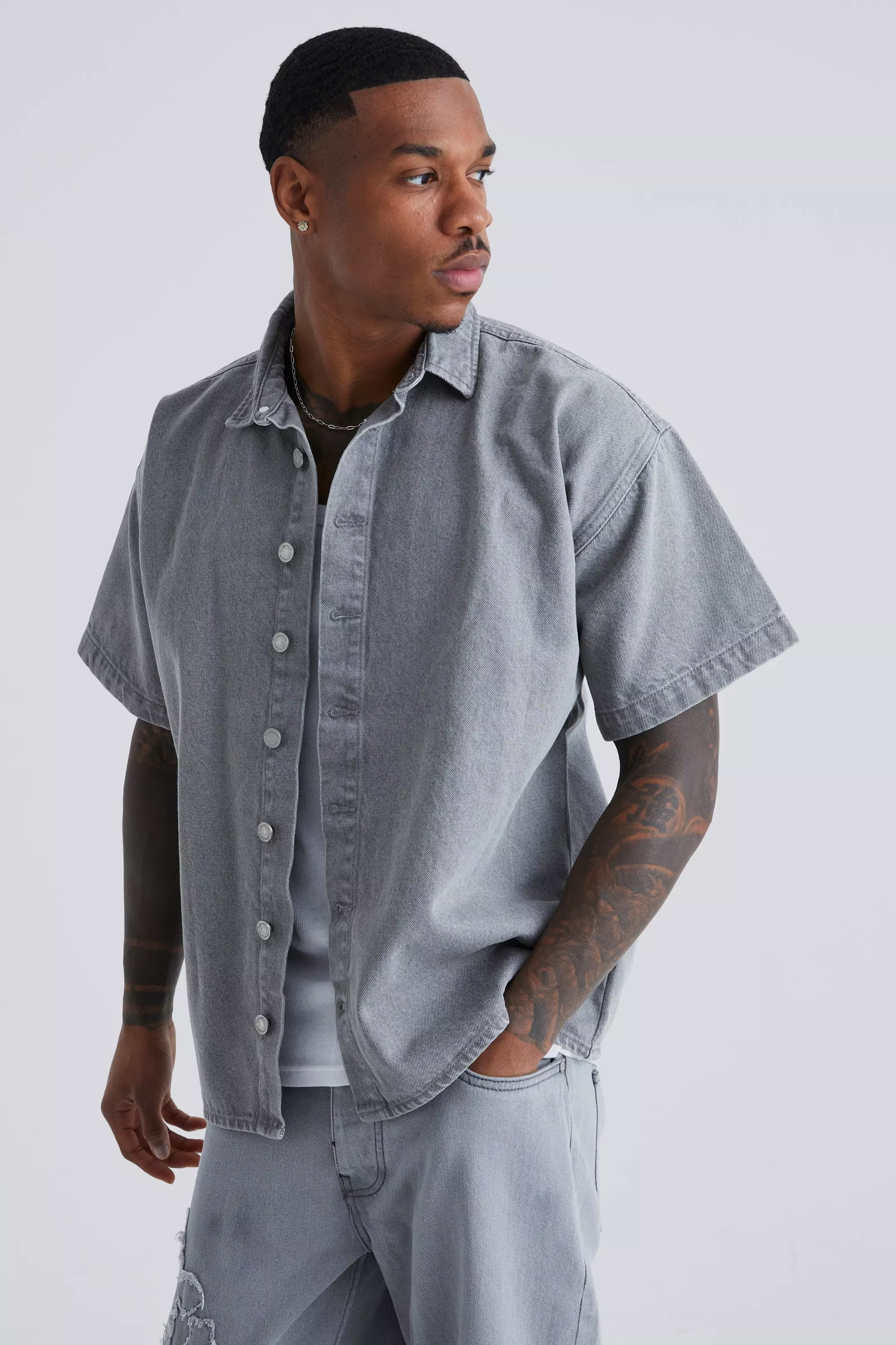 Short Sleeve Boxy Fit Denim Shirt Mid grey