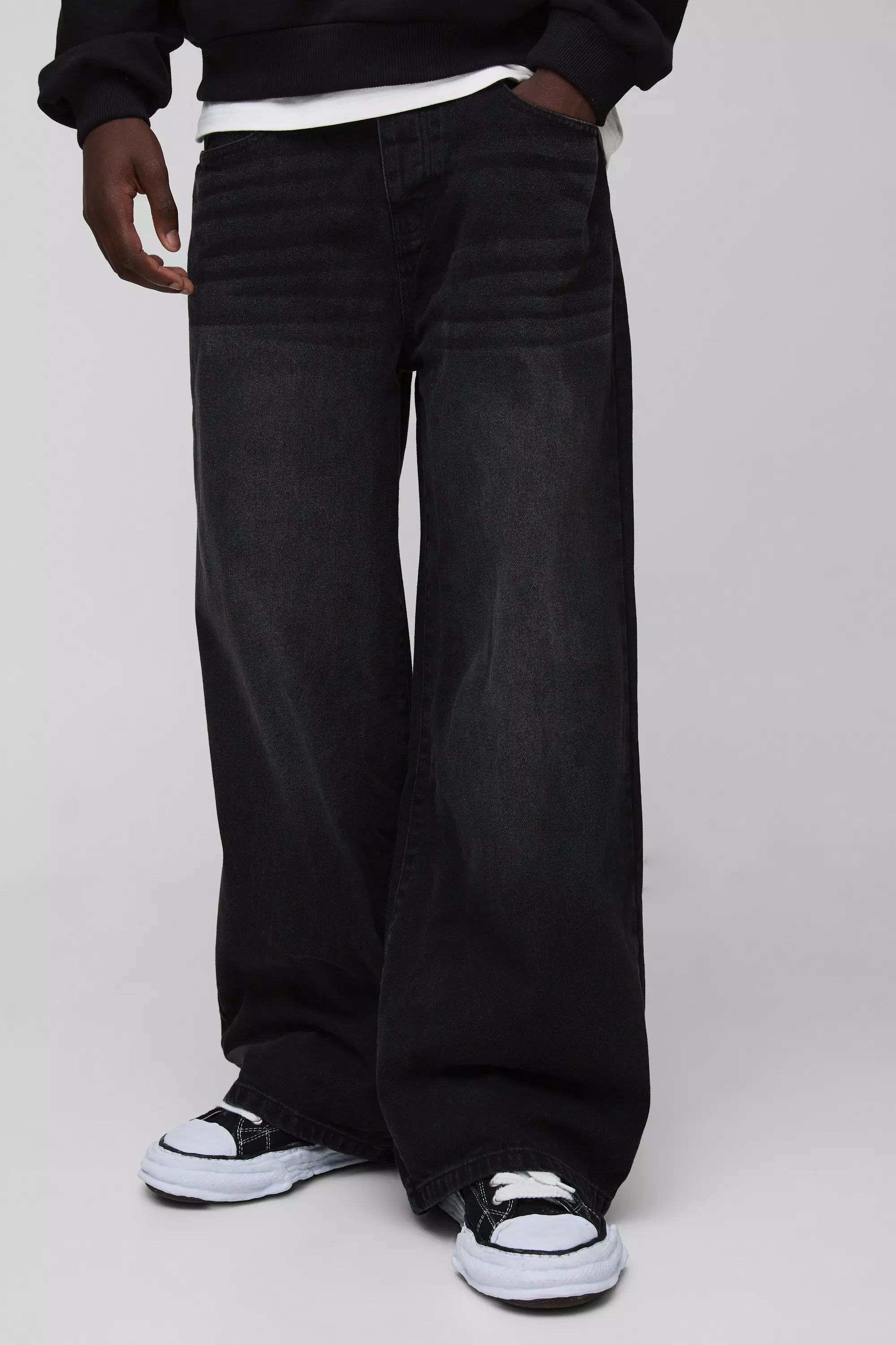 Extrem lockere Jeans, Washed black alternatives Bild
