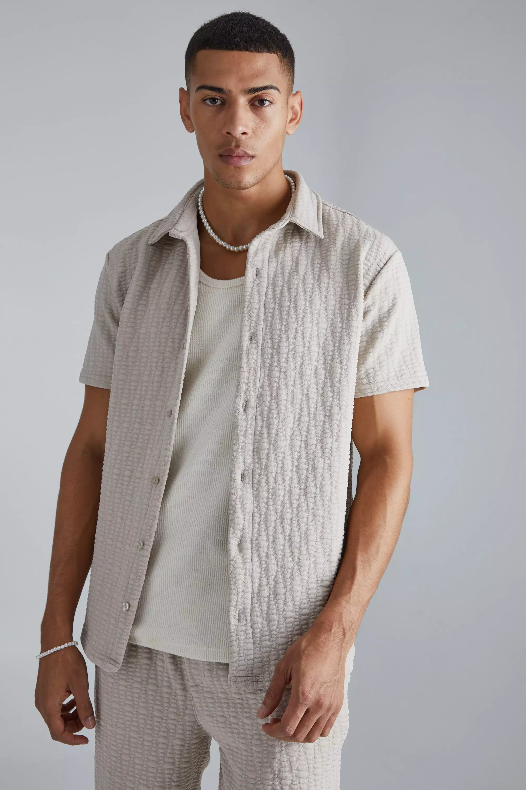 Short Sleeve Textured Stretch Shirt And Pants Set | boohooMAN USA