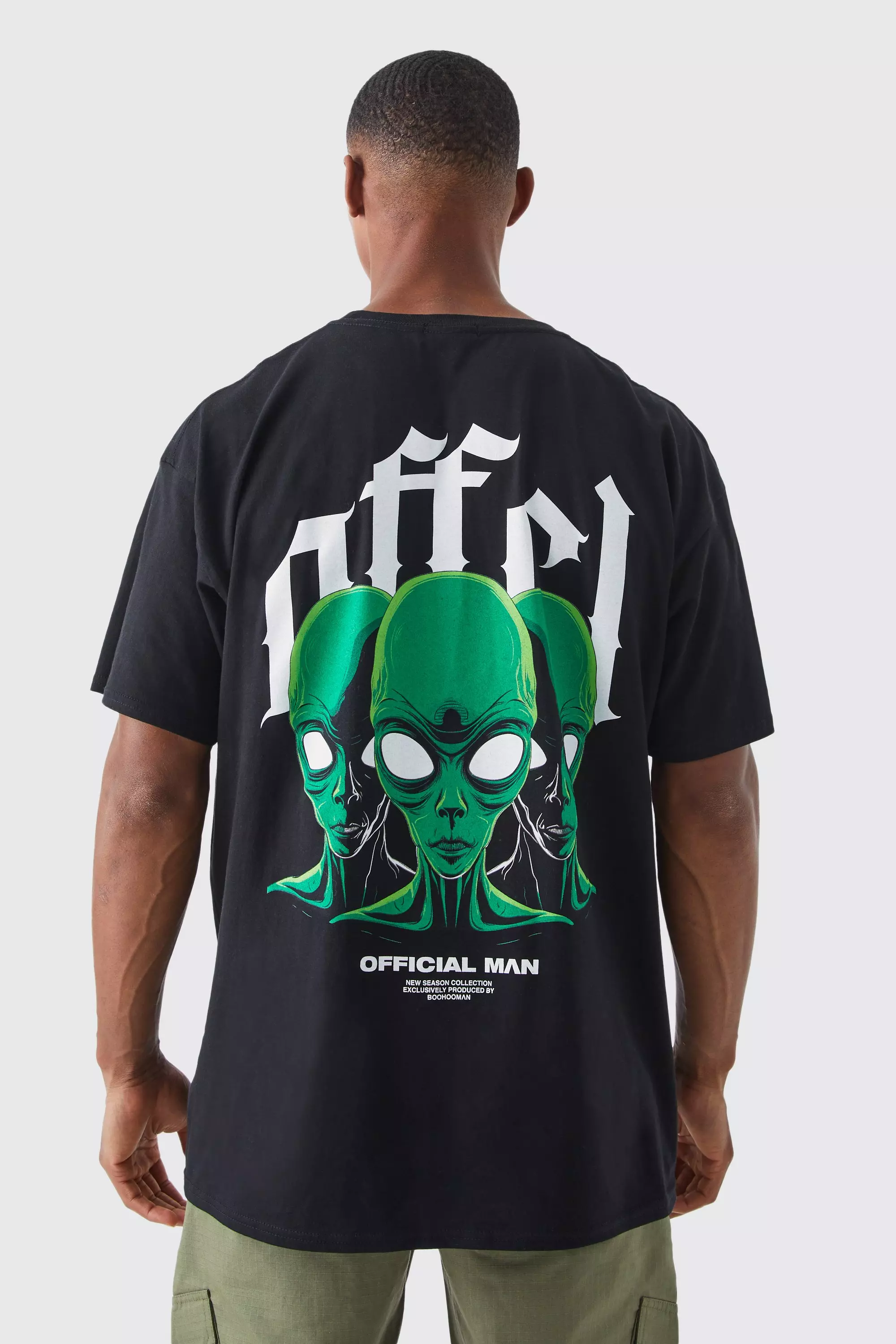 Oversized Alien Graphic T-shirt | boohooMAN USA