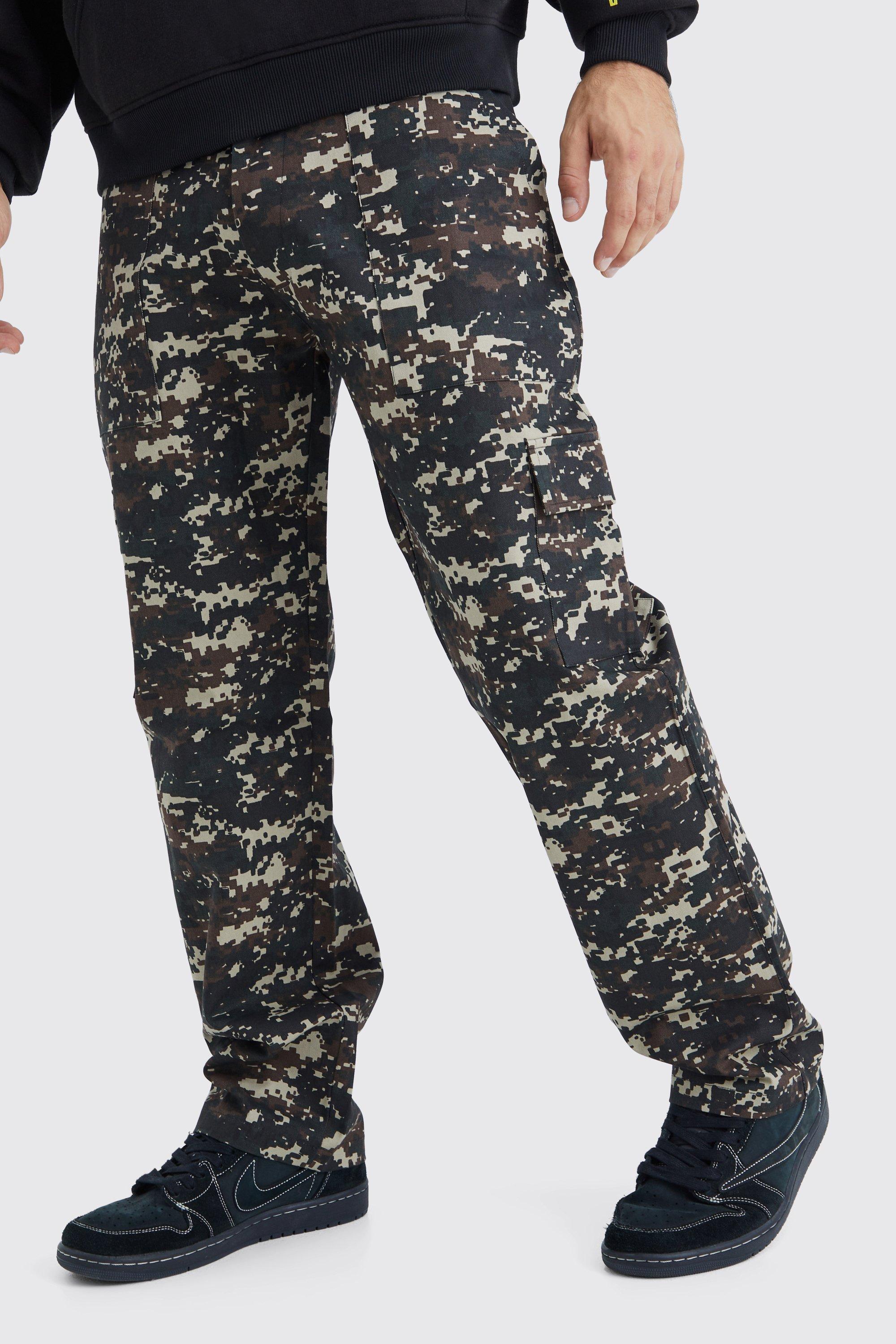 Boohooman on sale camo trousers