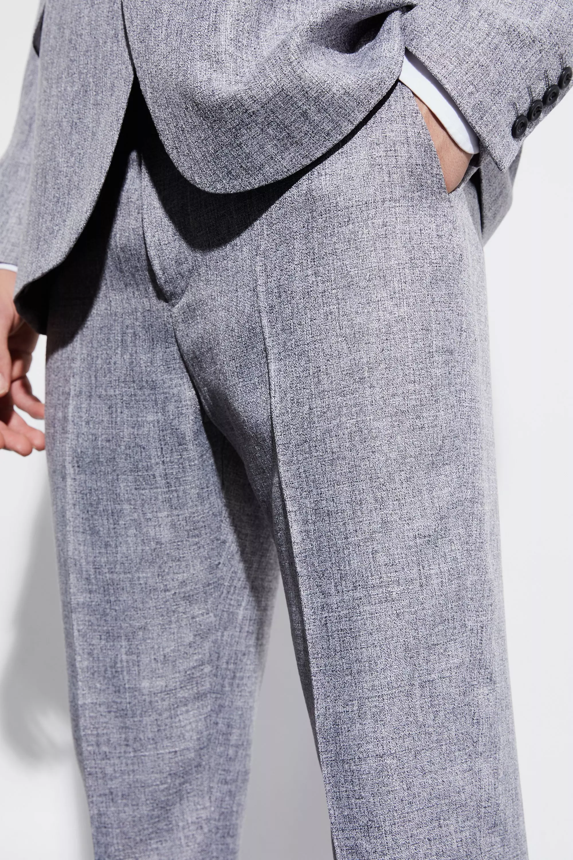 Schmale strukturierte Hose mit hohem Bund, Dark grey alternatives Bild