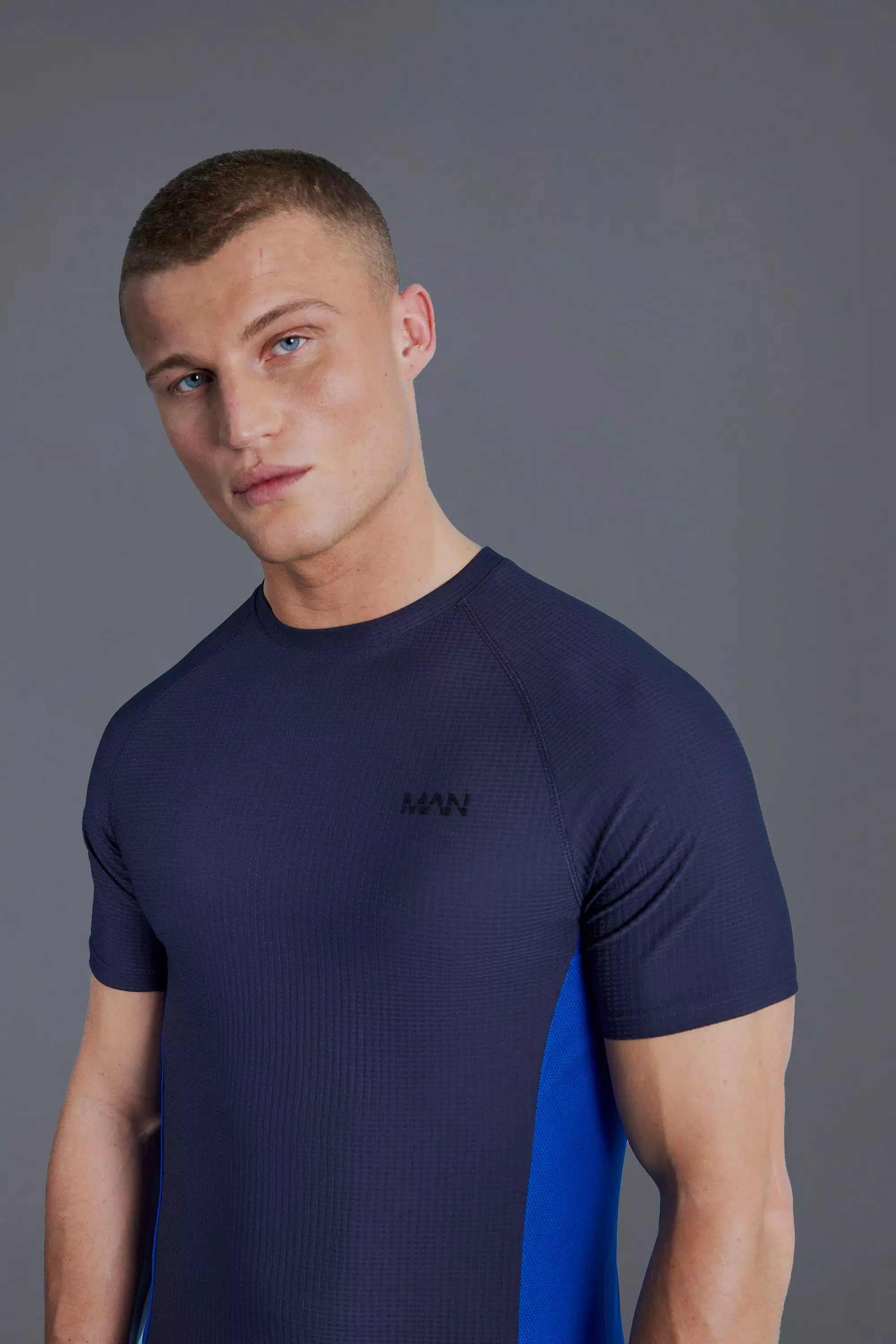 Man Active Muscle Fit Colour Block T-shirt Cobalt