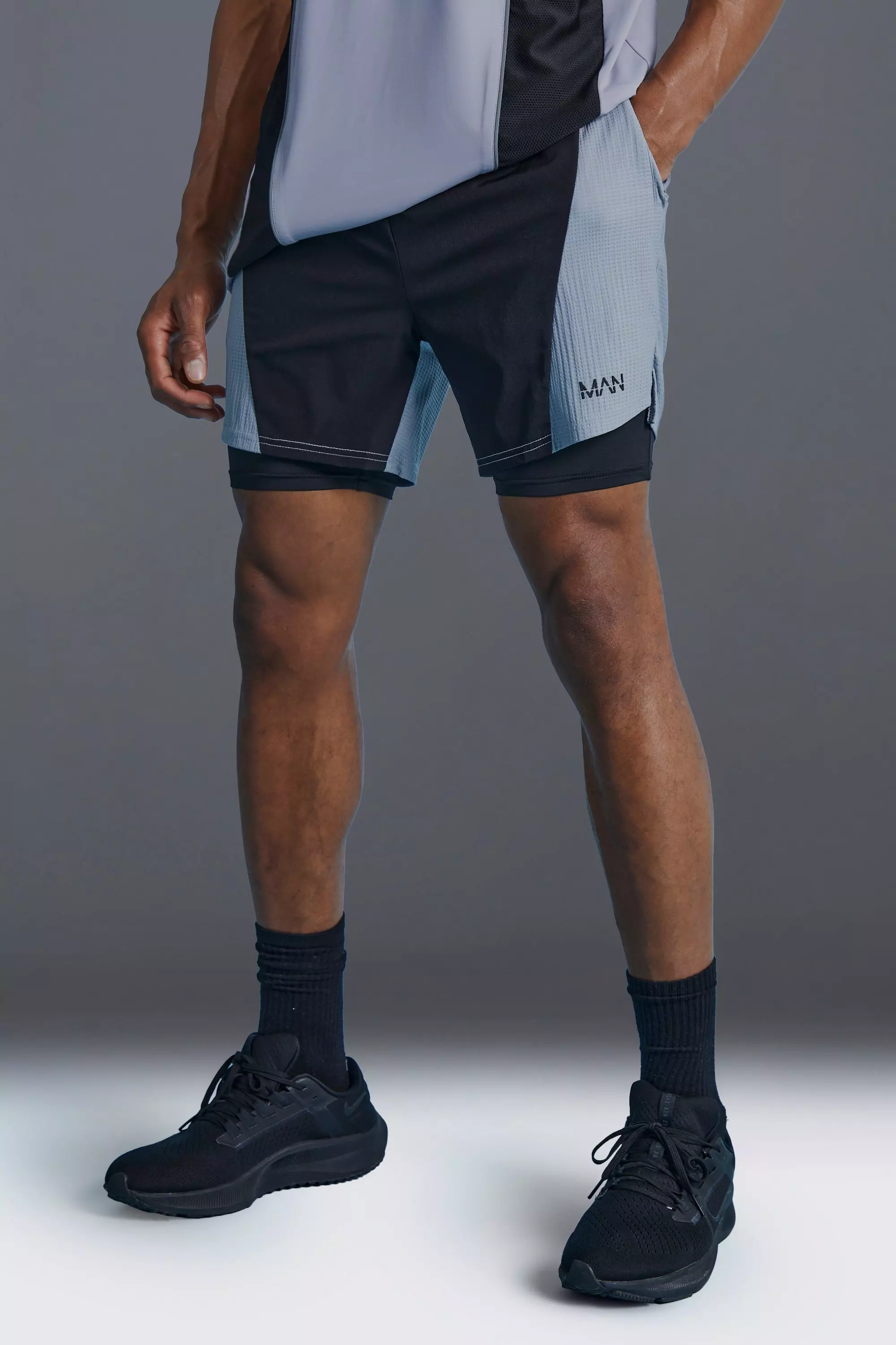 Man Active Colour Block 2-in-1 Short Charcoal