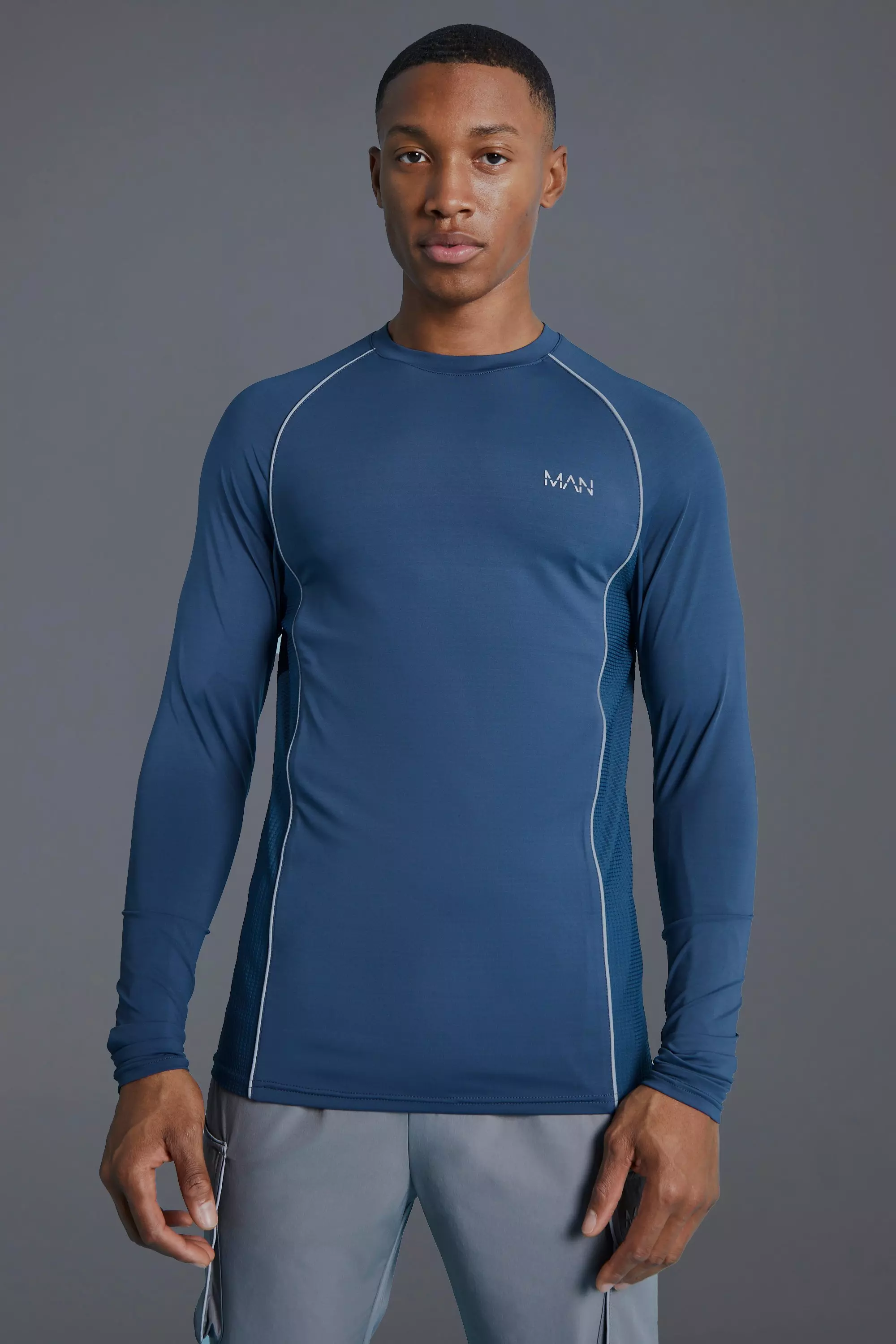 Light Brown Man Active Muscle Fit Long Sleeved Top