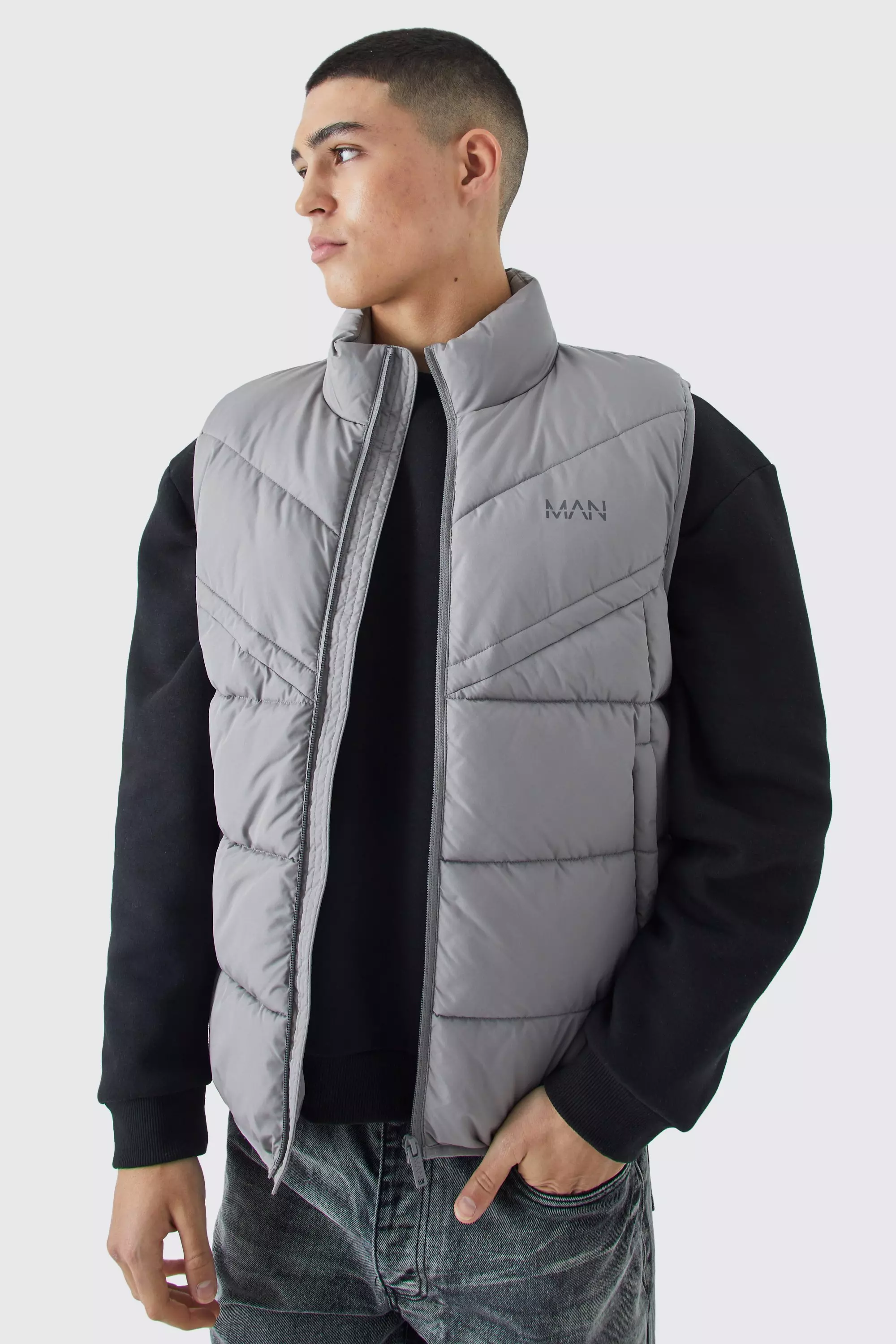 Man Dash Quilted Funnel Neck Vest Grey